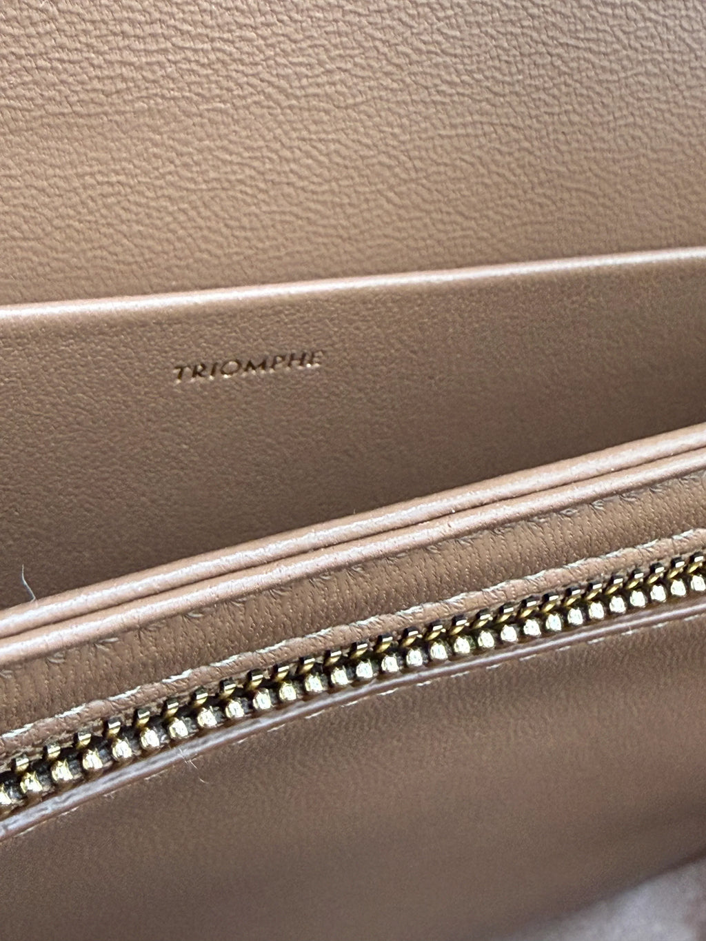 Celine Borsa Triomphe Classique in Pelle Lucida Color Cuoio - Mercatino di Ninni