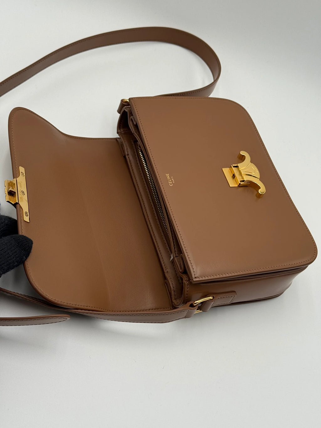 Celine Borsa Triomphe Classique in Pelle Lucida Color Cuoio - Mercatino di Ninni