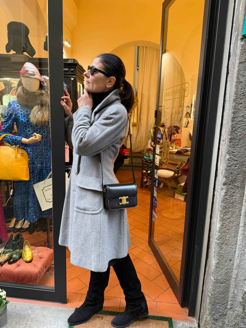 Celine Borsa Triomphe Teen in Pelle di Vitello Lucida Nera