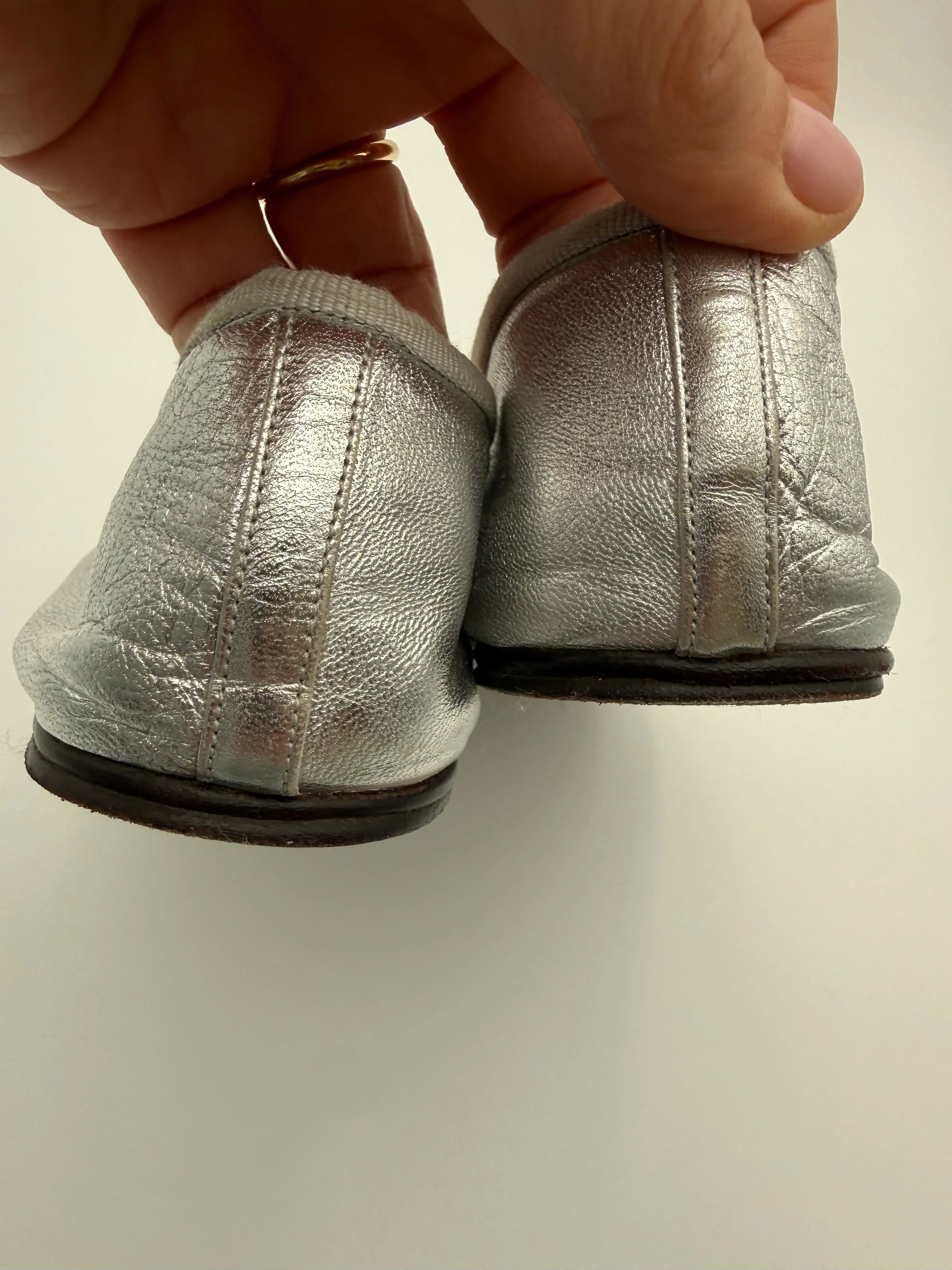 Chanel-Ballerine-Vintage-Bicolore-Argento-e-Nere-Mercatino-di-Ninni-71539026624861 - Mercatino di Ninni