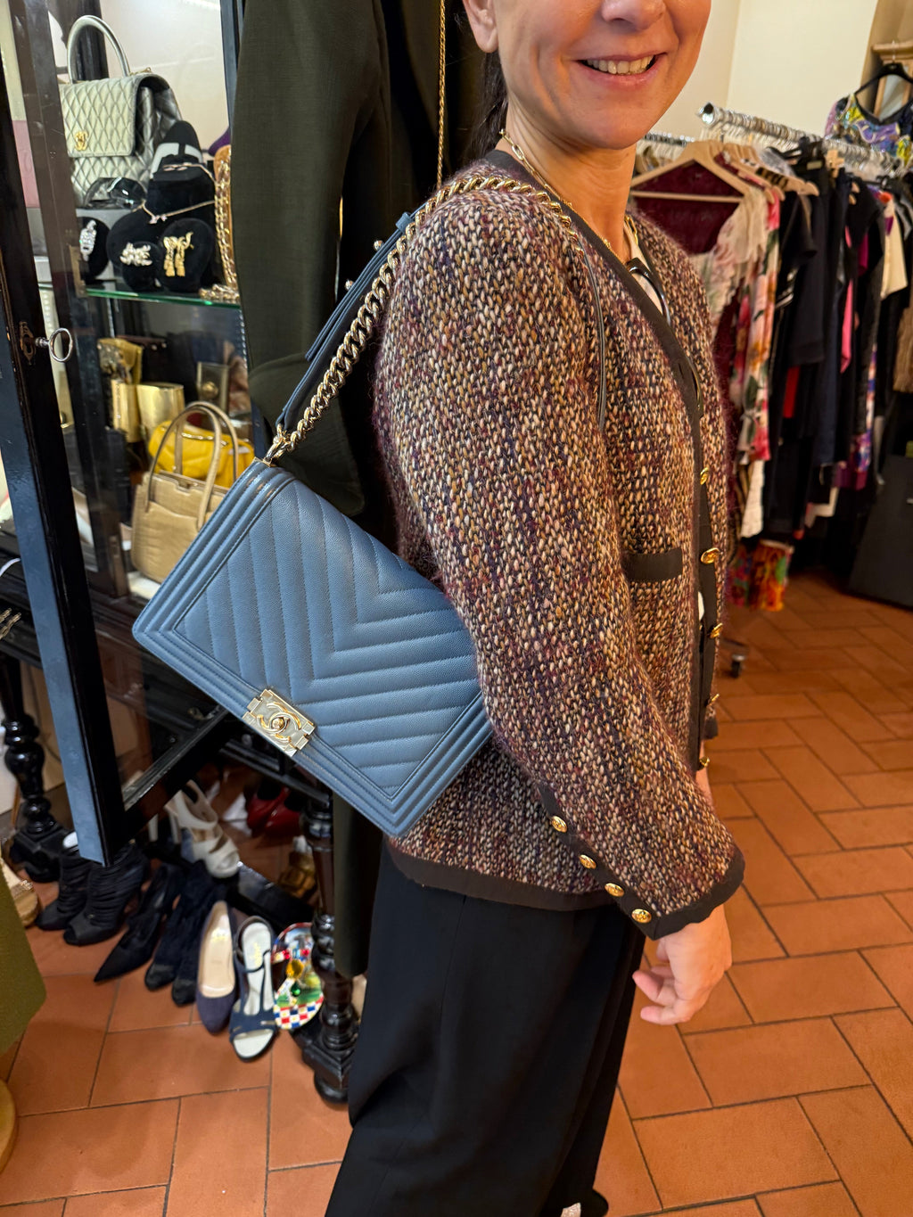 Chanel Borsa Boy Pelle Caviar Blu Chanel