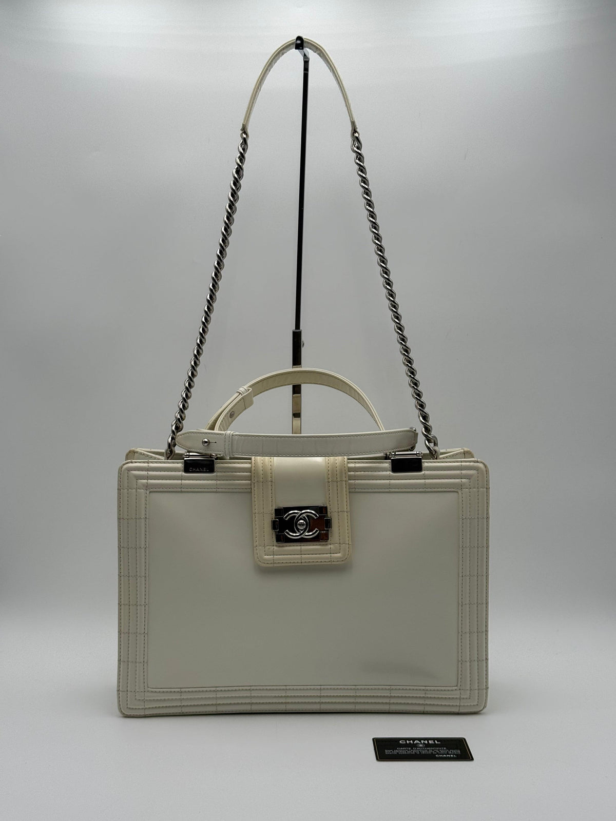 Chanel Borsa Boy Tote in Pelle Edizione Limitata Bianca - Mercatino di Ninni