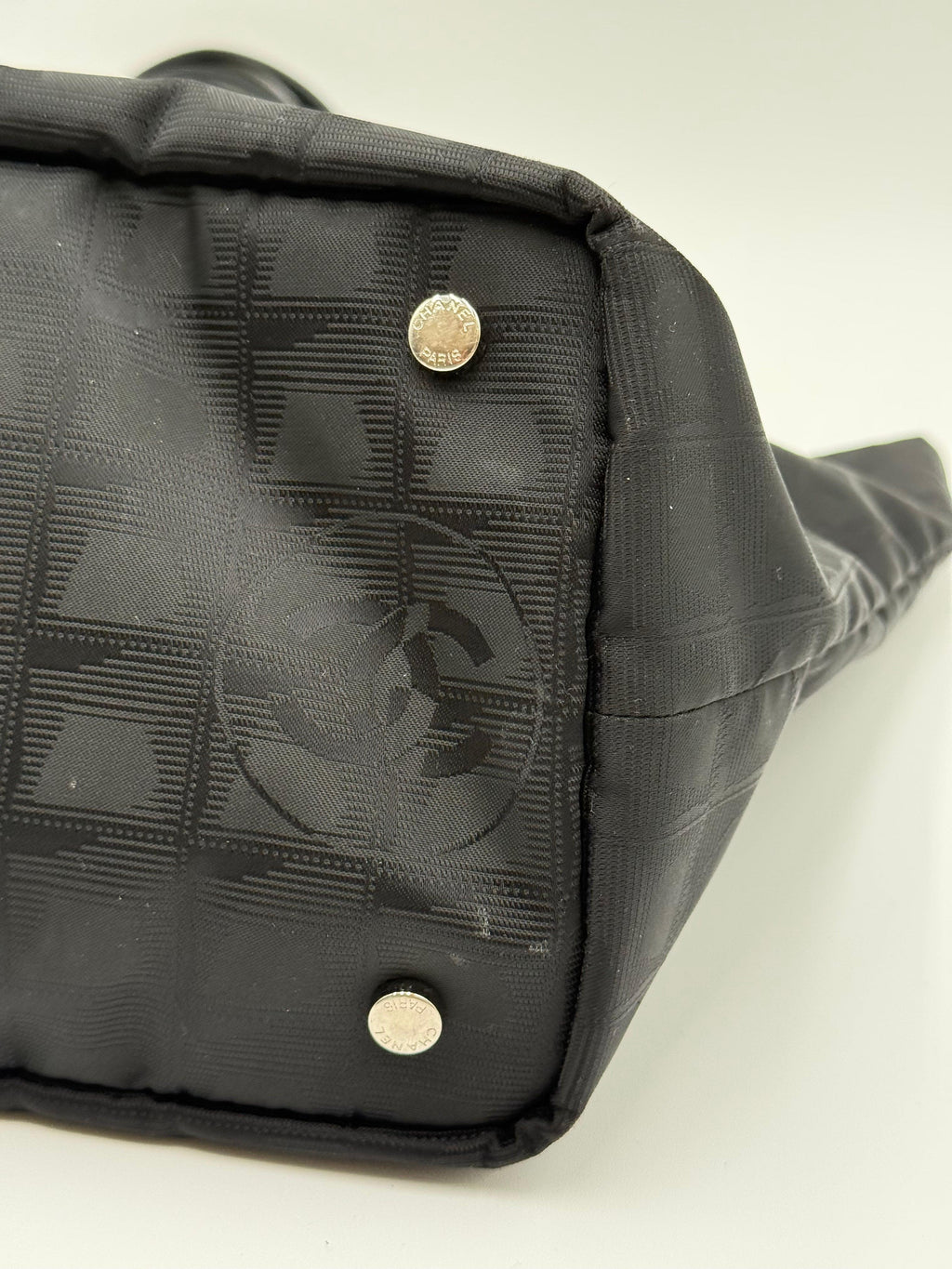 Chanel Borsa Tote Vintage in Tela e Pelle Nera - Mercatino di Ninni