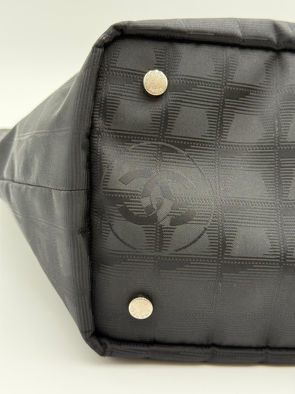Chanel Borsa Tote Vintage in Tela e Pelle Nera - Mercatino di Ninni