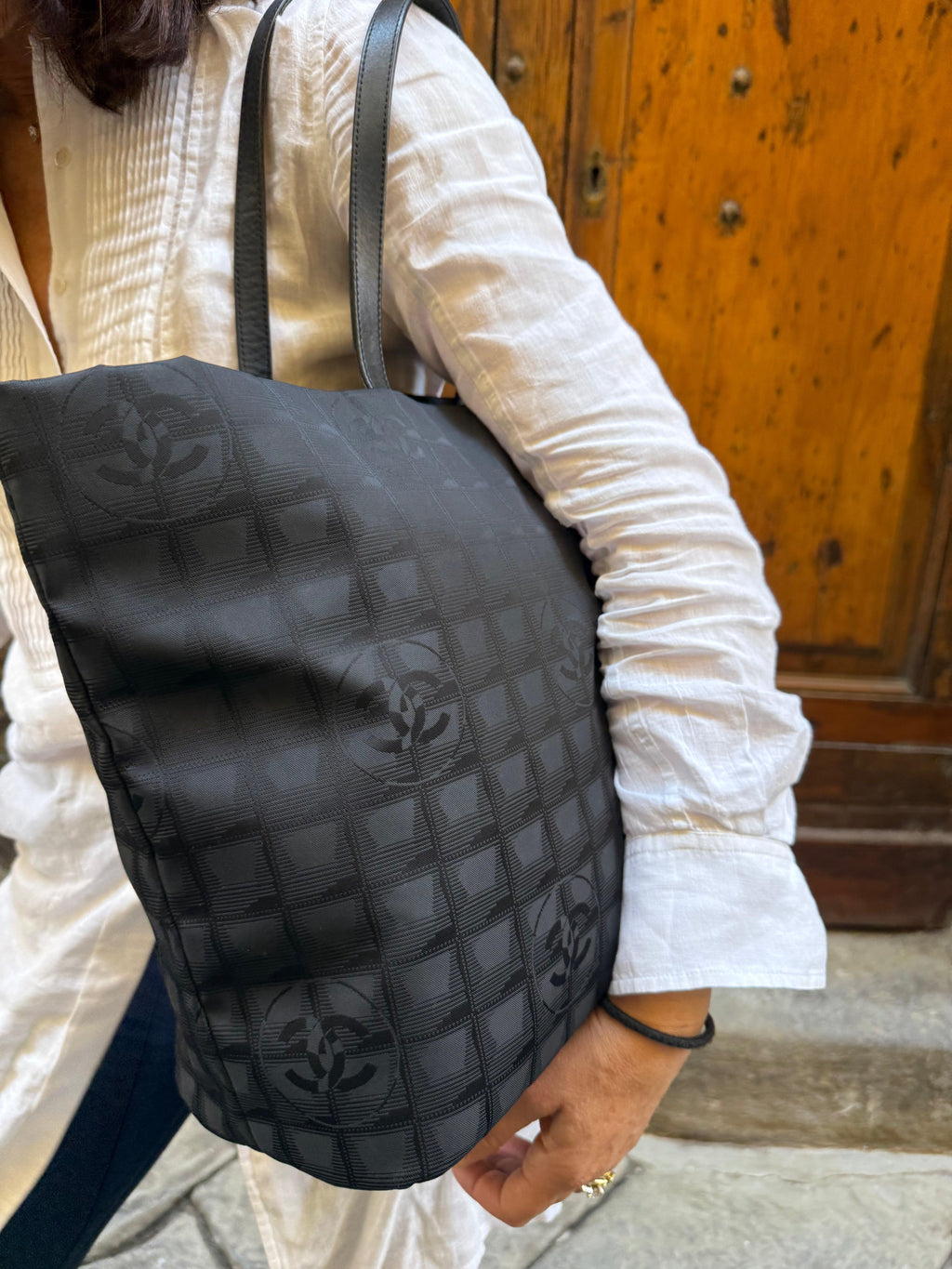 Chanel Borsa Tote Vintage in Tela e Pelle Nera - Mercatino di Ninni