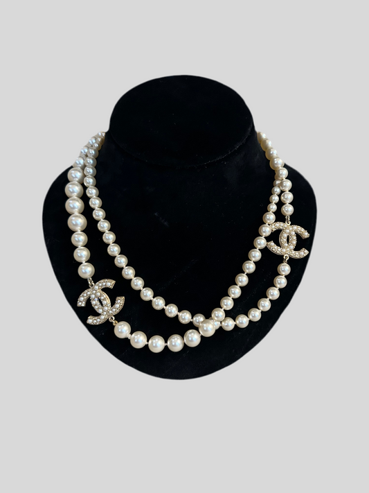 Chanel CC Collana con perle Chanel