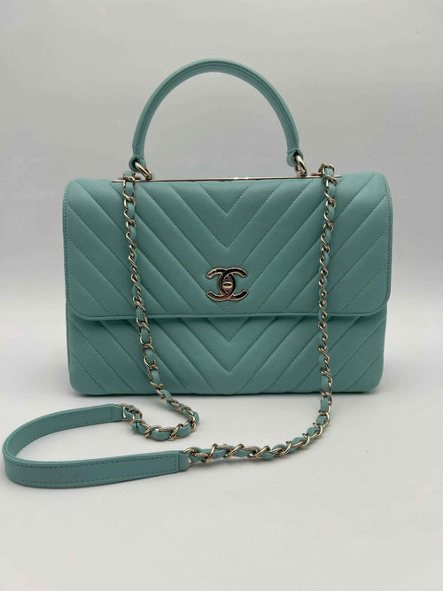 Chanel Coco Handle Borsa in Pelle di Agnello Celeste