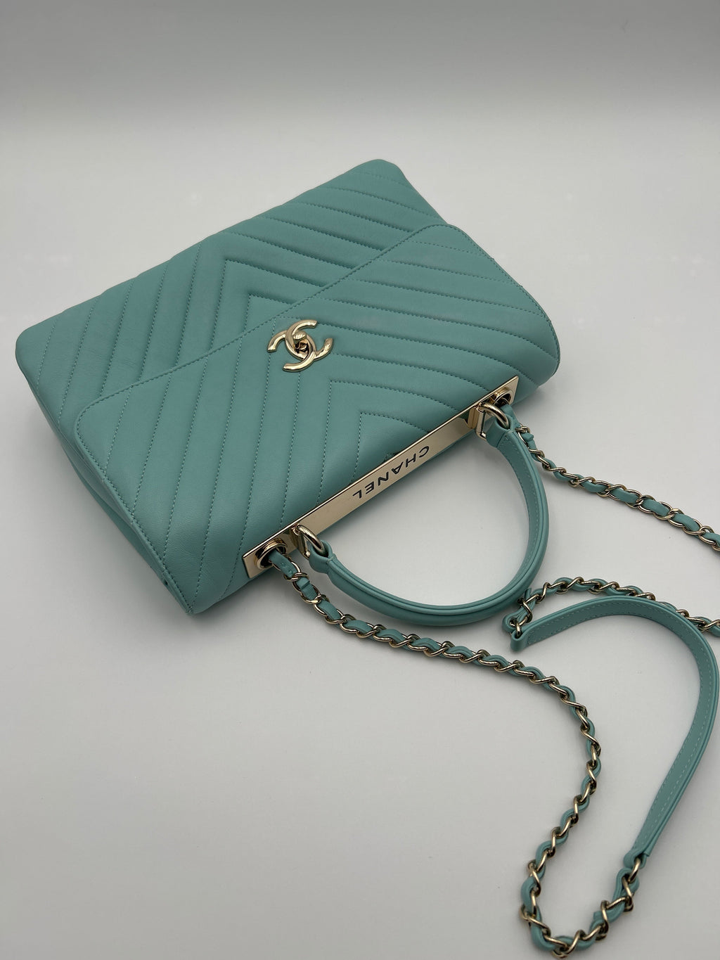 Chanel Coco Handle Borsa in Pelle di Agnello Celeste Chanel