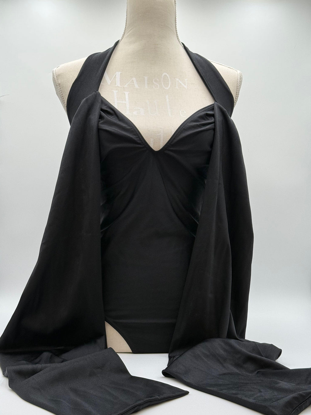 Chanel Costume Intero Vintage by Karl Lagerfeld con Camelia Nero - Mercatino di Ninni
