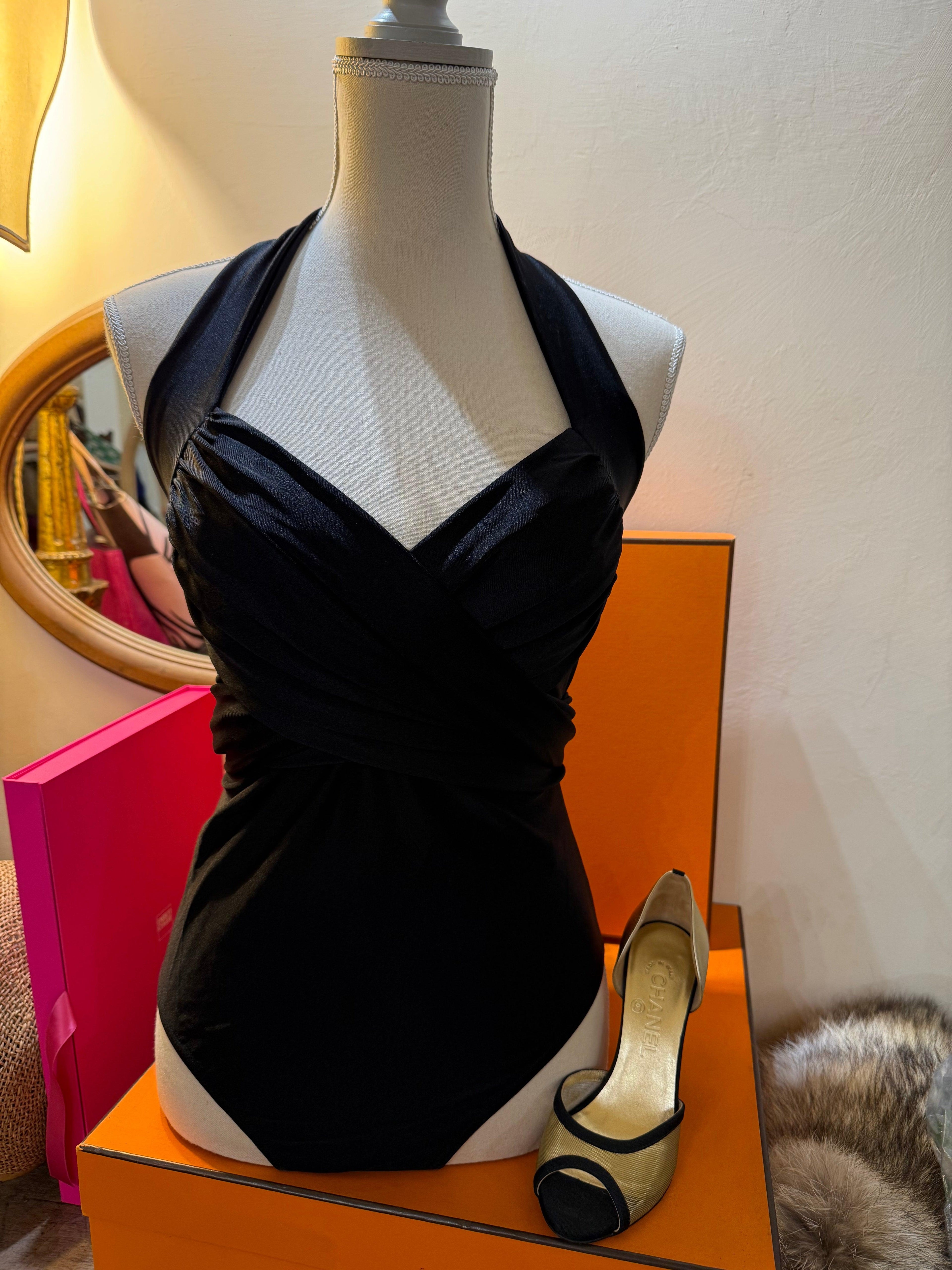 Chanel Costume Intero Vintage by Karl Lagerfeld con Camelia Nero - Mercatino di Ninni
