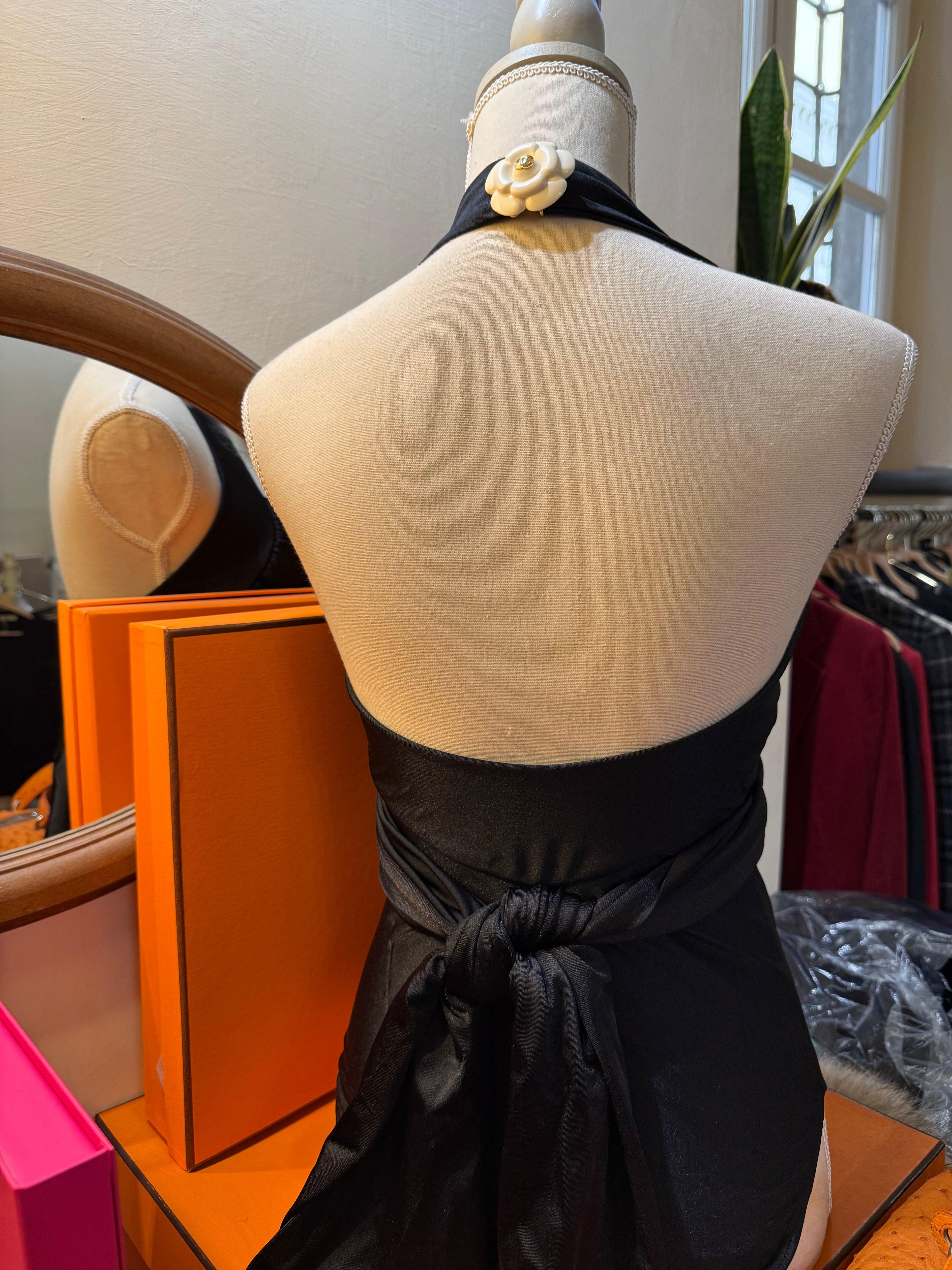 Chanel Costume Intero Vintage by Karl Lagerfeld con Camelia Nero - Mercatino di Ninni