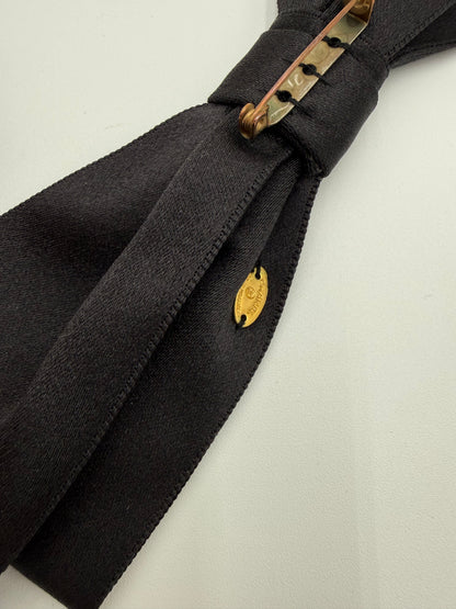 Chanel Spilla Vintage Fiocco Nero in raso di Seta
