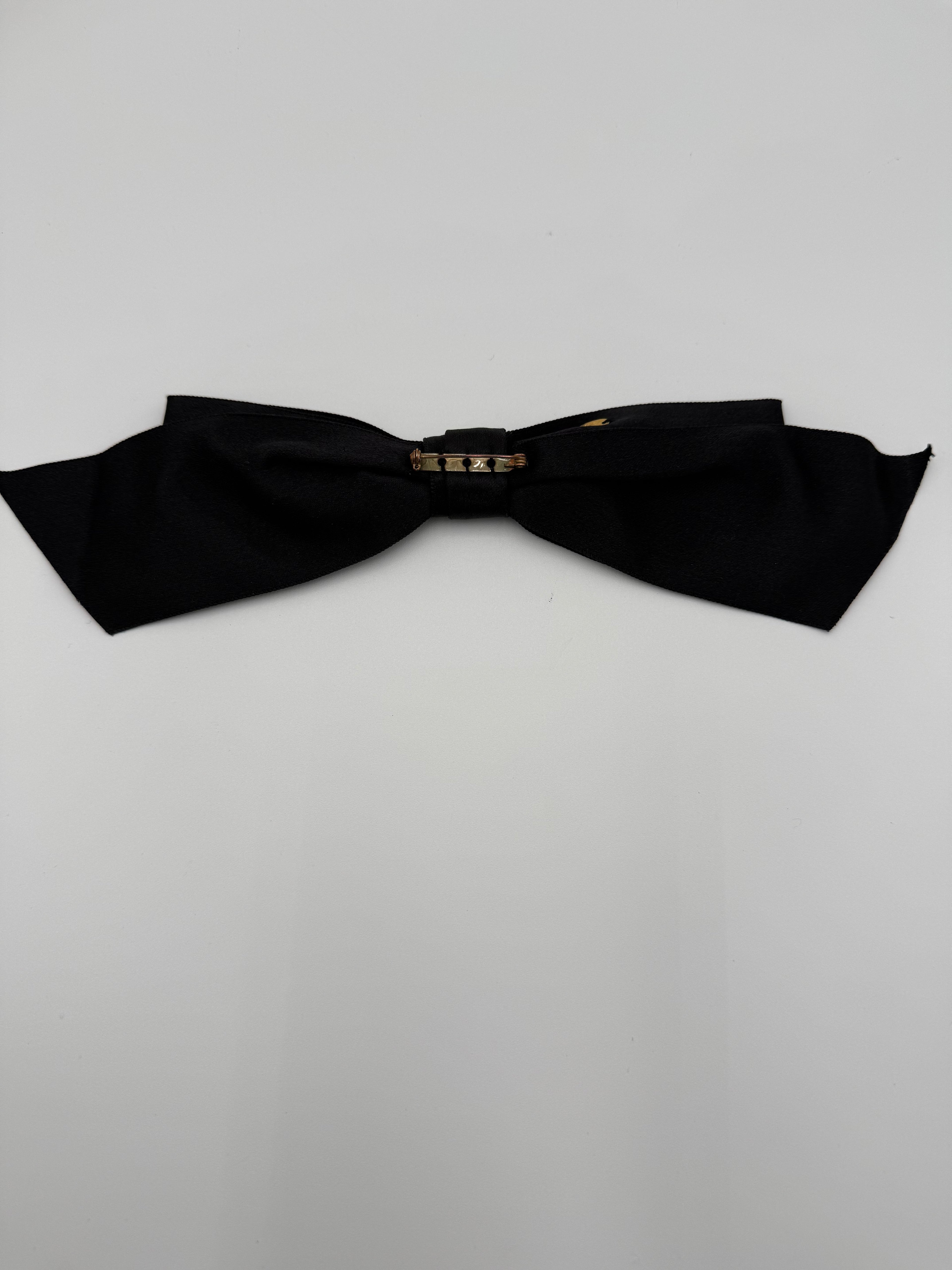 Chanel Spilla Vintage Fiocco Nero in raso di Seta - Mercatino di Ninni