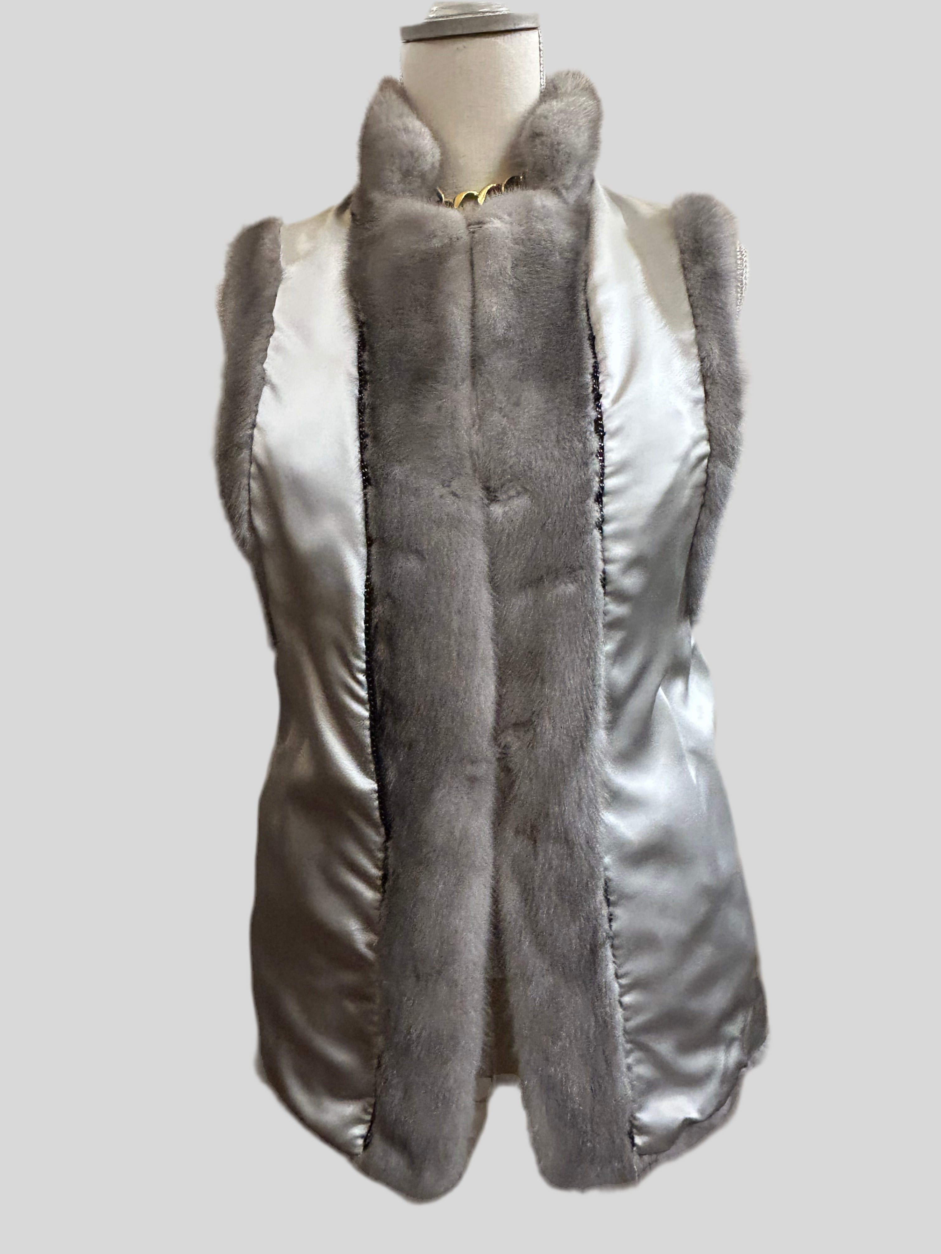 Christian Dior Gilet in Pelliccia di Visone Grigio Christian Dior