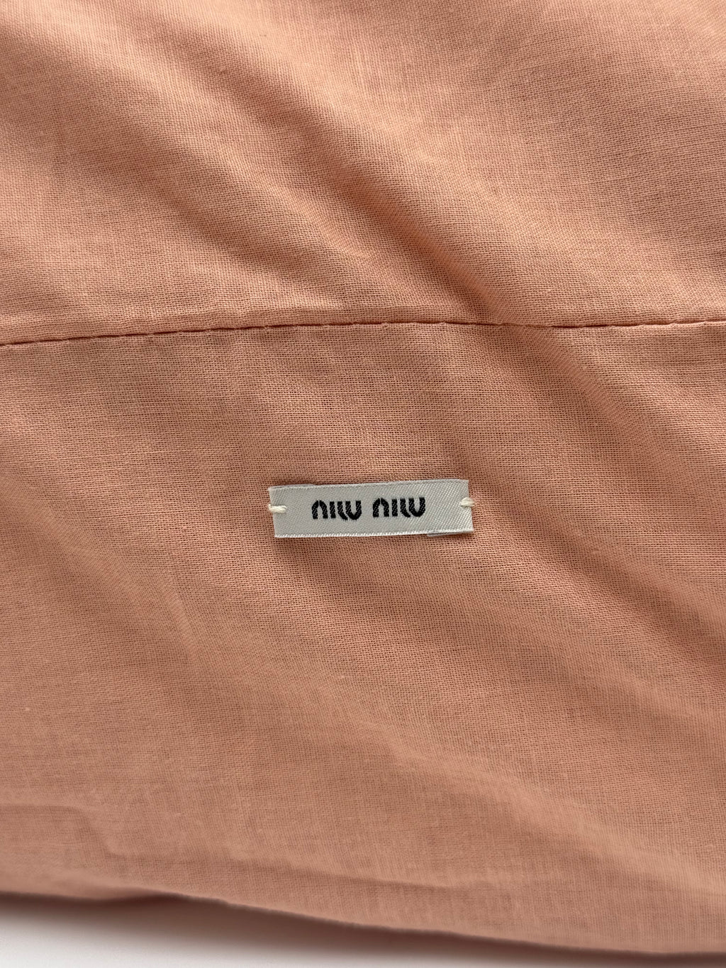 Miu Miu - Borsa Tote Eco Shearling Rosa  Corallo con Dettaglio Gioiello