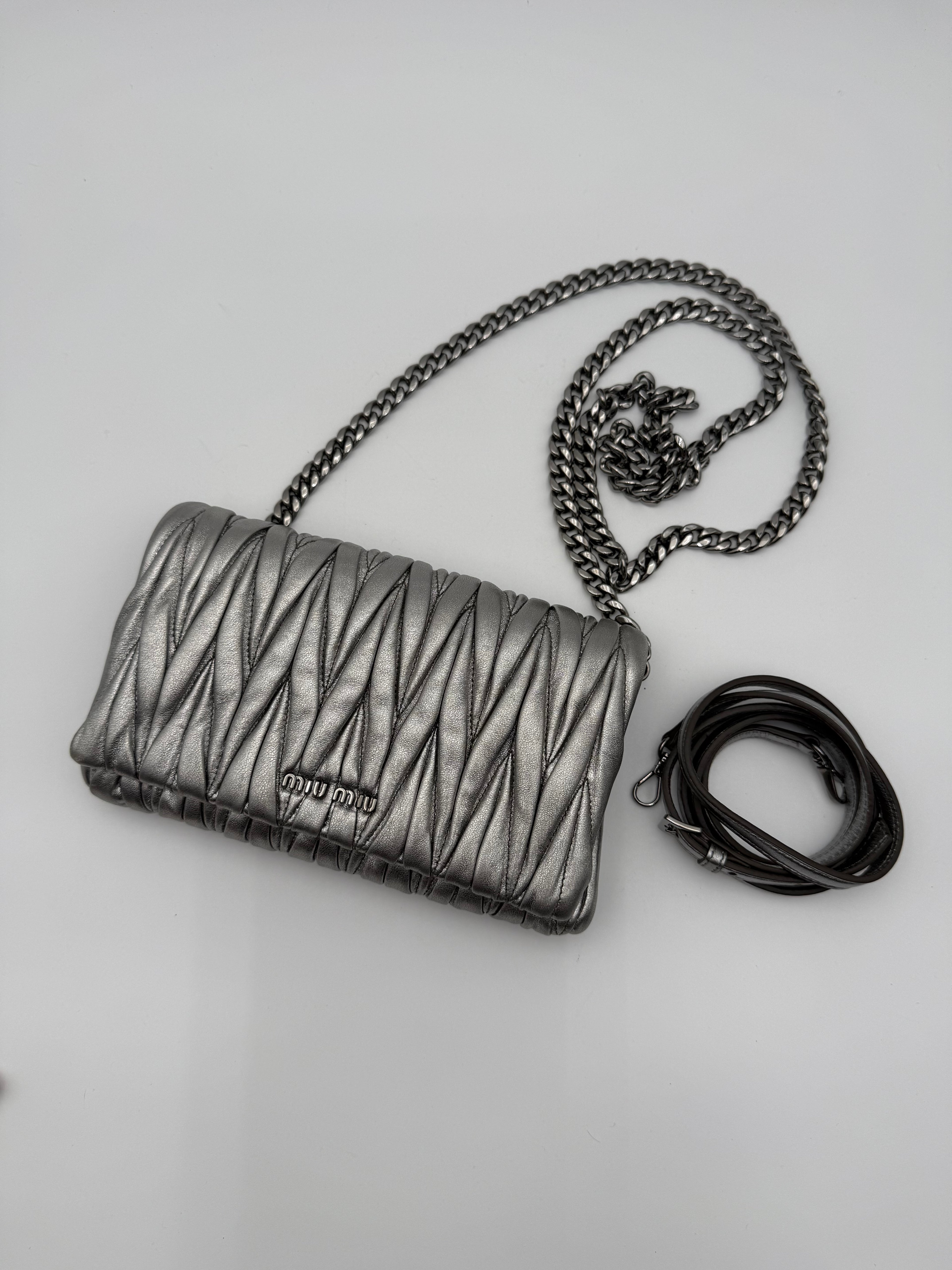 Borsa tracolla Matelassè in Pelle Argento