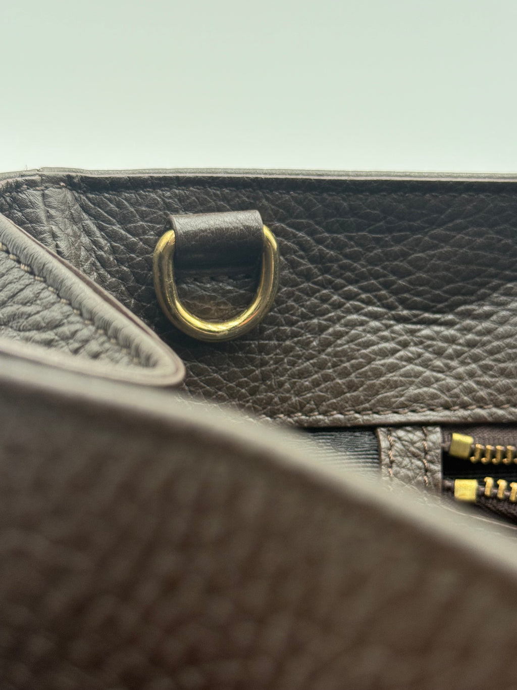 Borsa Tote Prada in pelle di Vitello Martellata Marrone