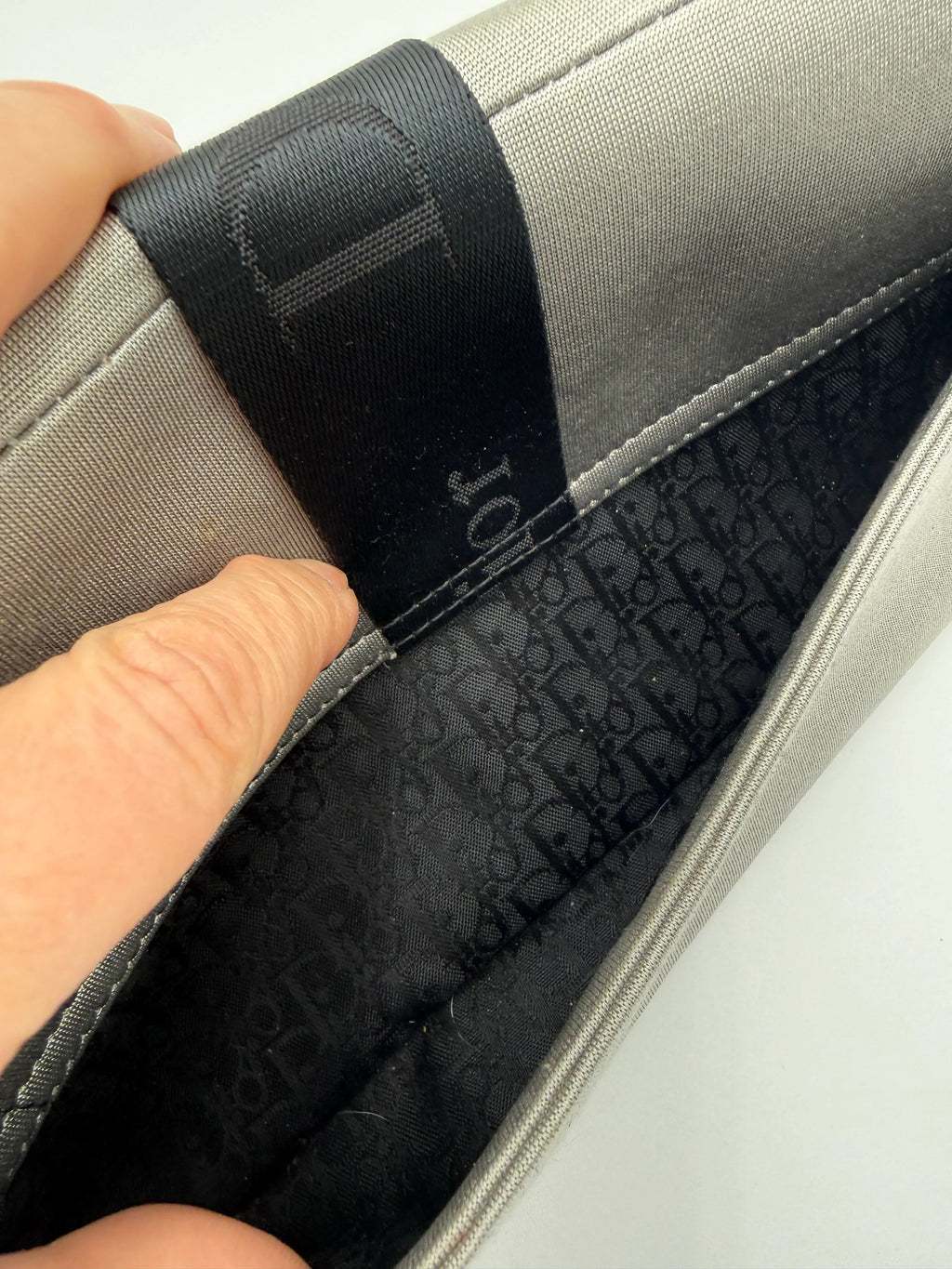 Dior Borsa Hardcore by John Galliano in Tela Grigia - Mercatino di Ninni