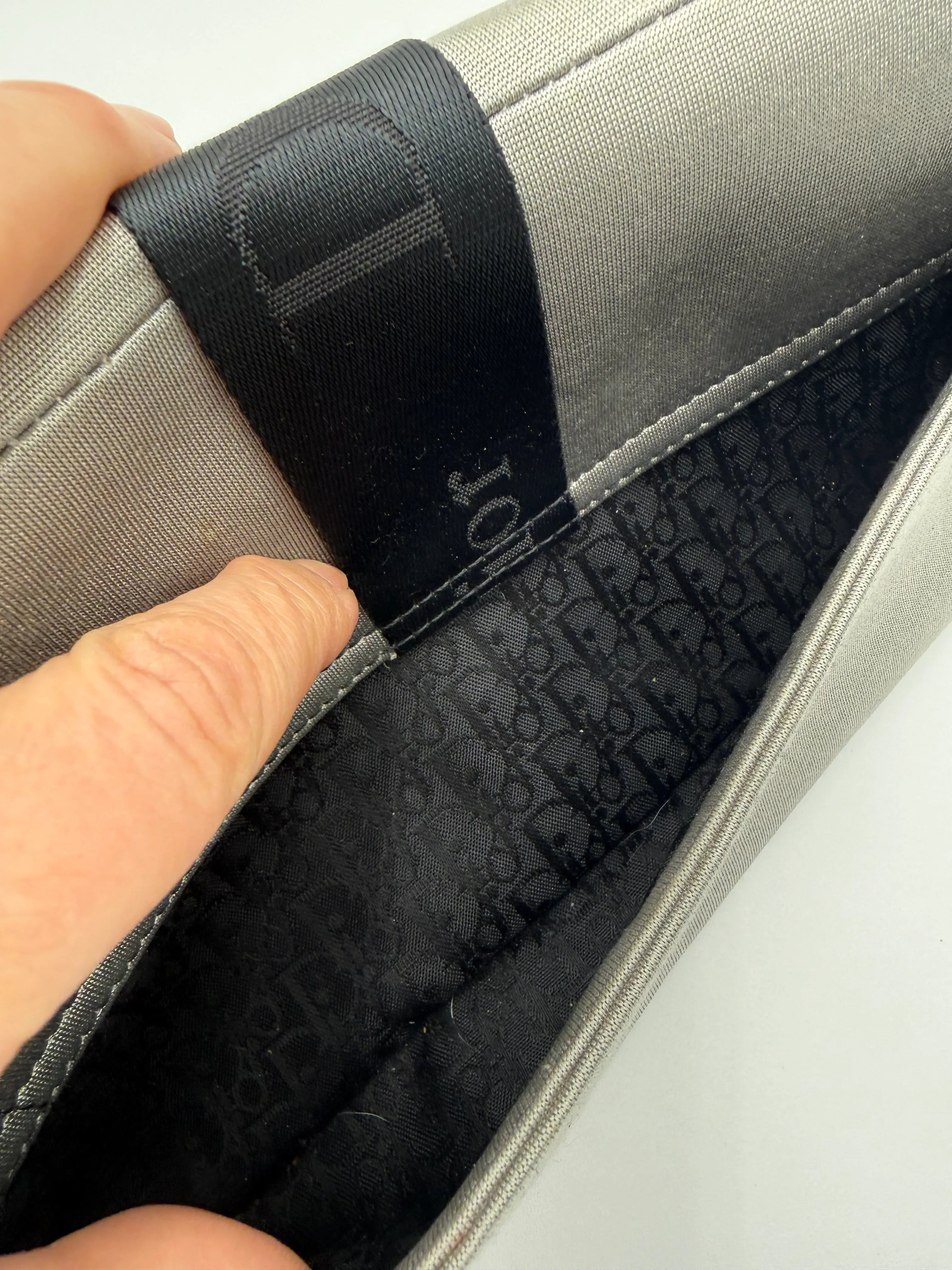 Dior Borsa Hardcore by John Galliano in Tela Grigia - Mercatino di Ninni