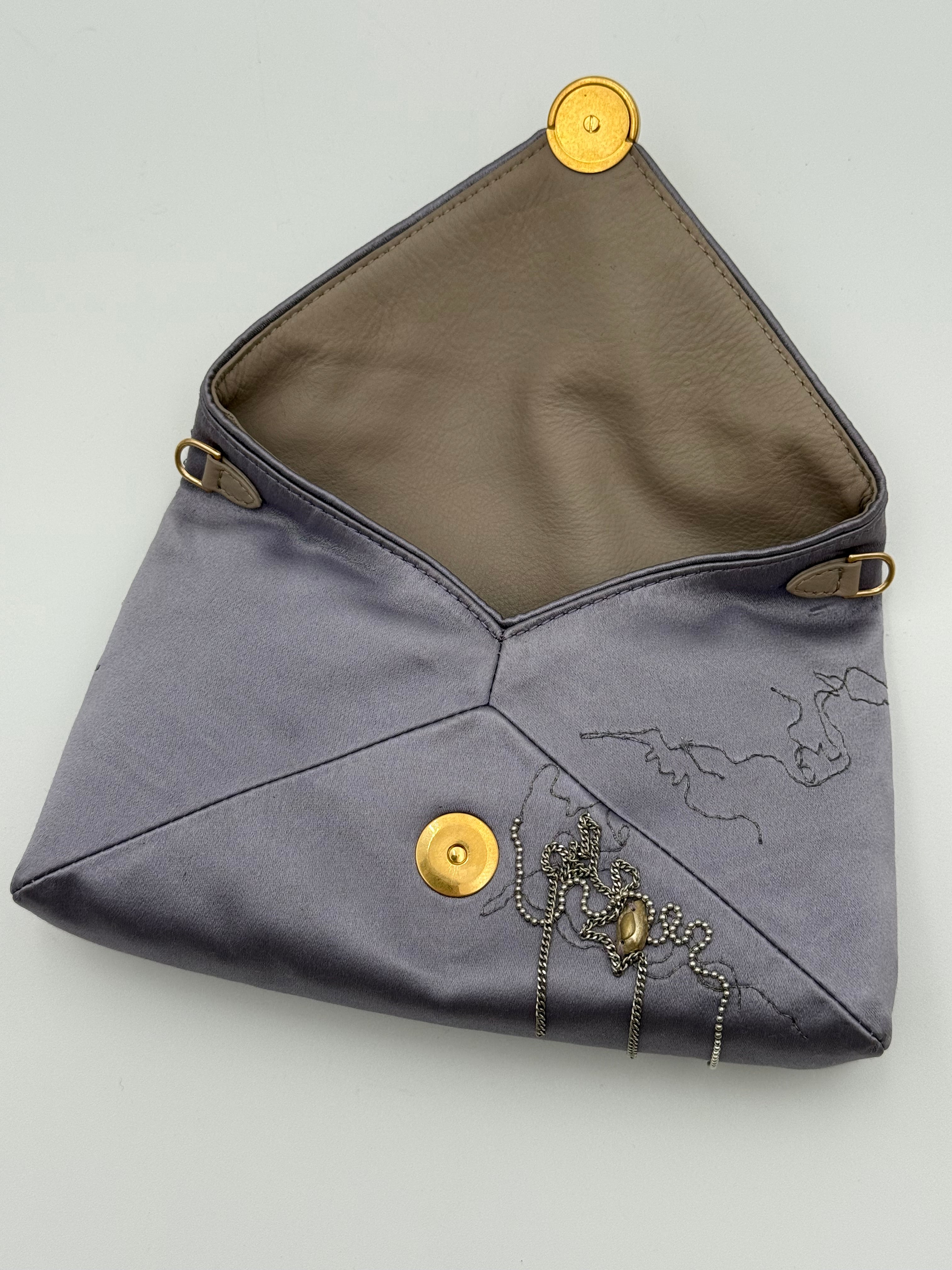 Dries Van Noten Clutch Envelope Gioiello in Raso Lilla - Mercatino di Ninni