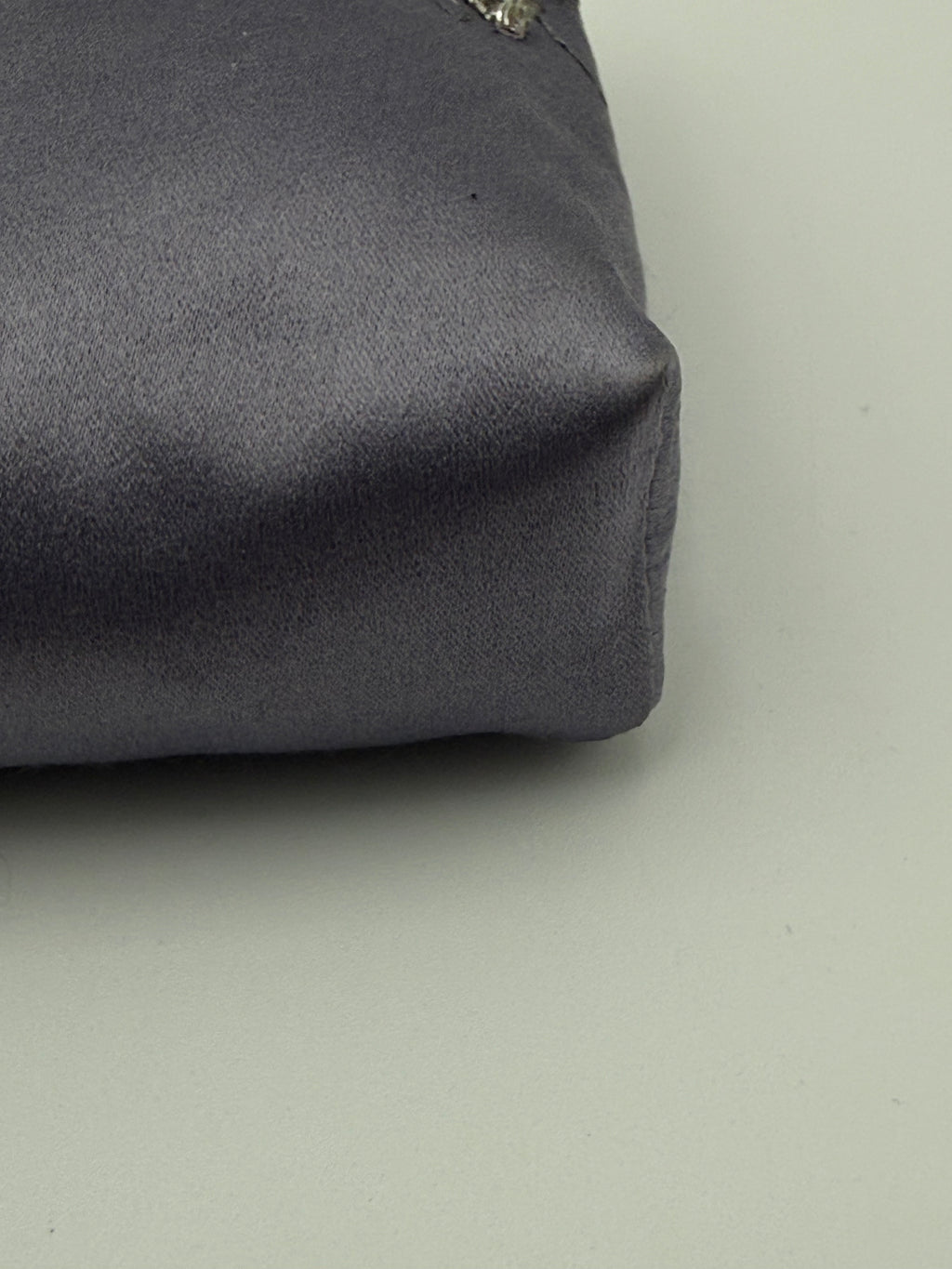 Dries Van Noten Clutch Envelope Gioiello in Raso Lilla - Mercatino di Ninni