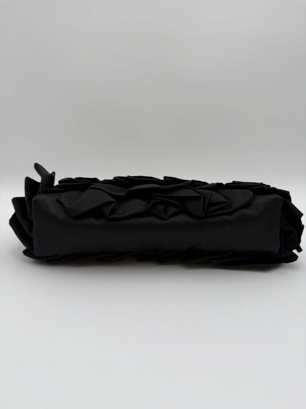 Dries Van Noten Pochette in Tessuto Tecnico Plissettato Nero - Mercatino di Ninni