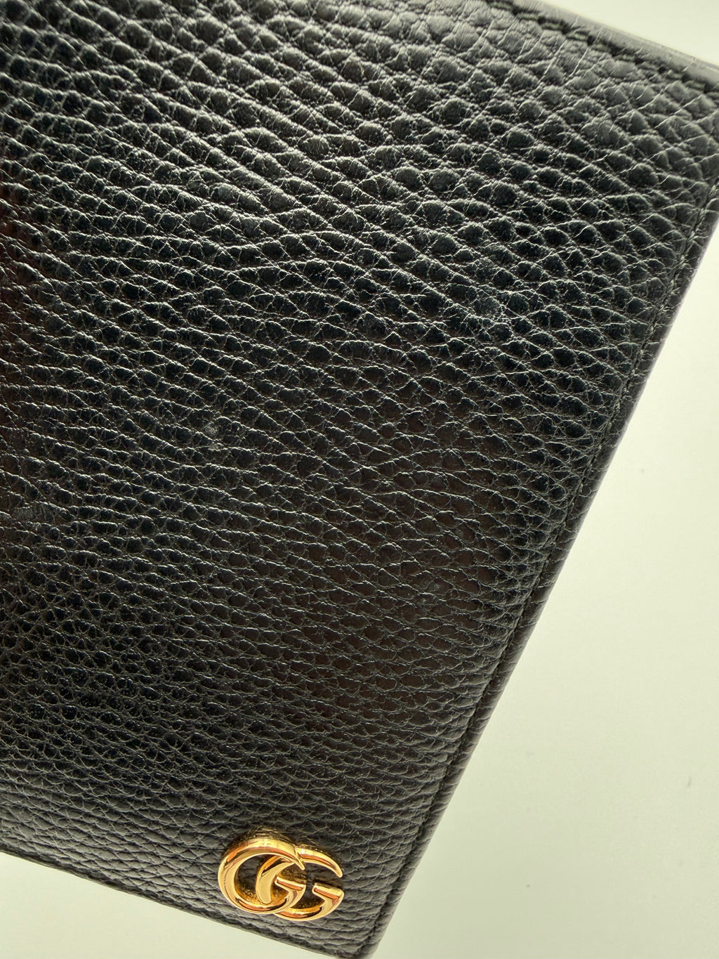 Gucci Portadocumenti GG Mormont in Pelle di Vitello Nero