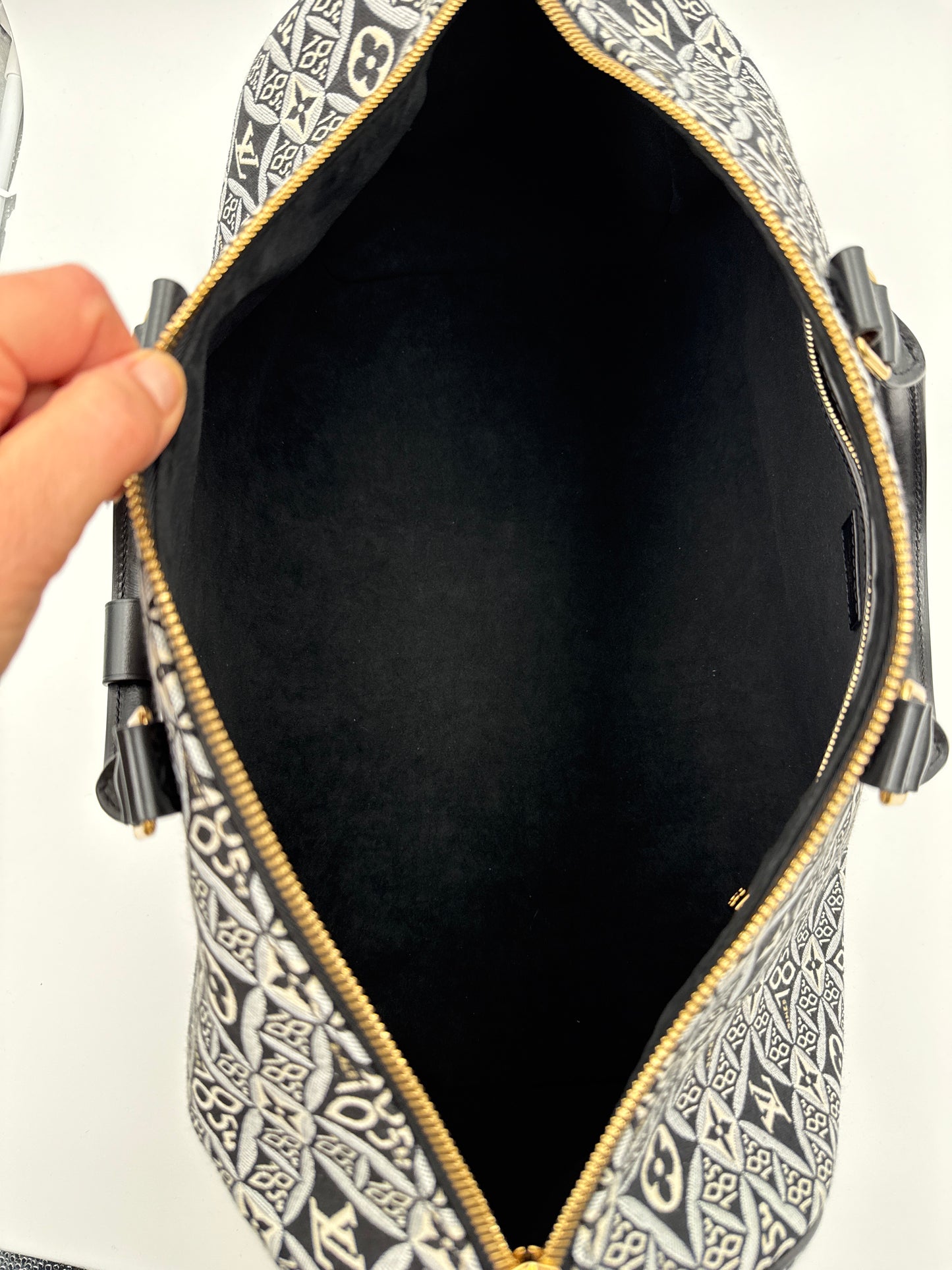 Louis Vuitton dal "1854 "Keepall Bandouliere Jaquard