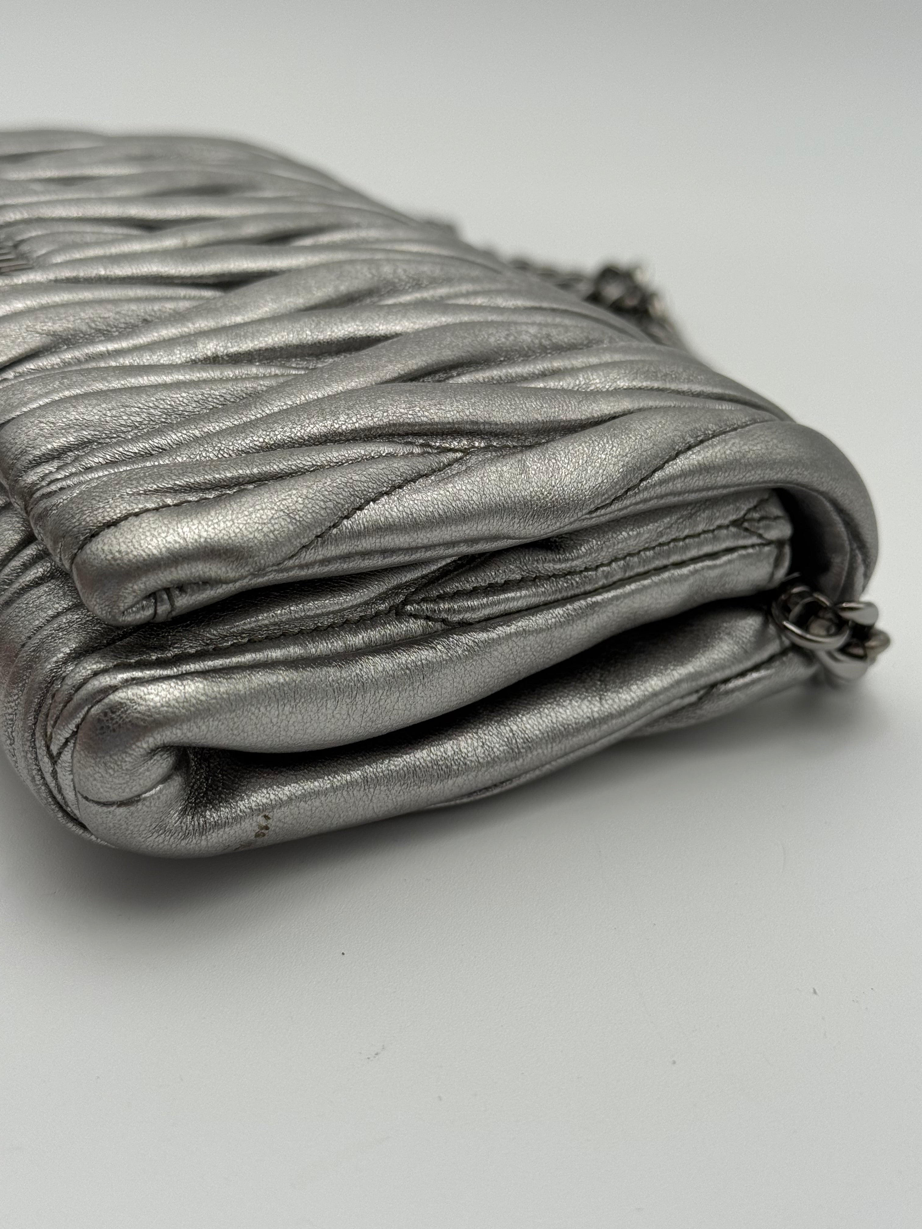 Borsa tracolla Matelassè in Pelle Argento