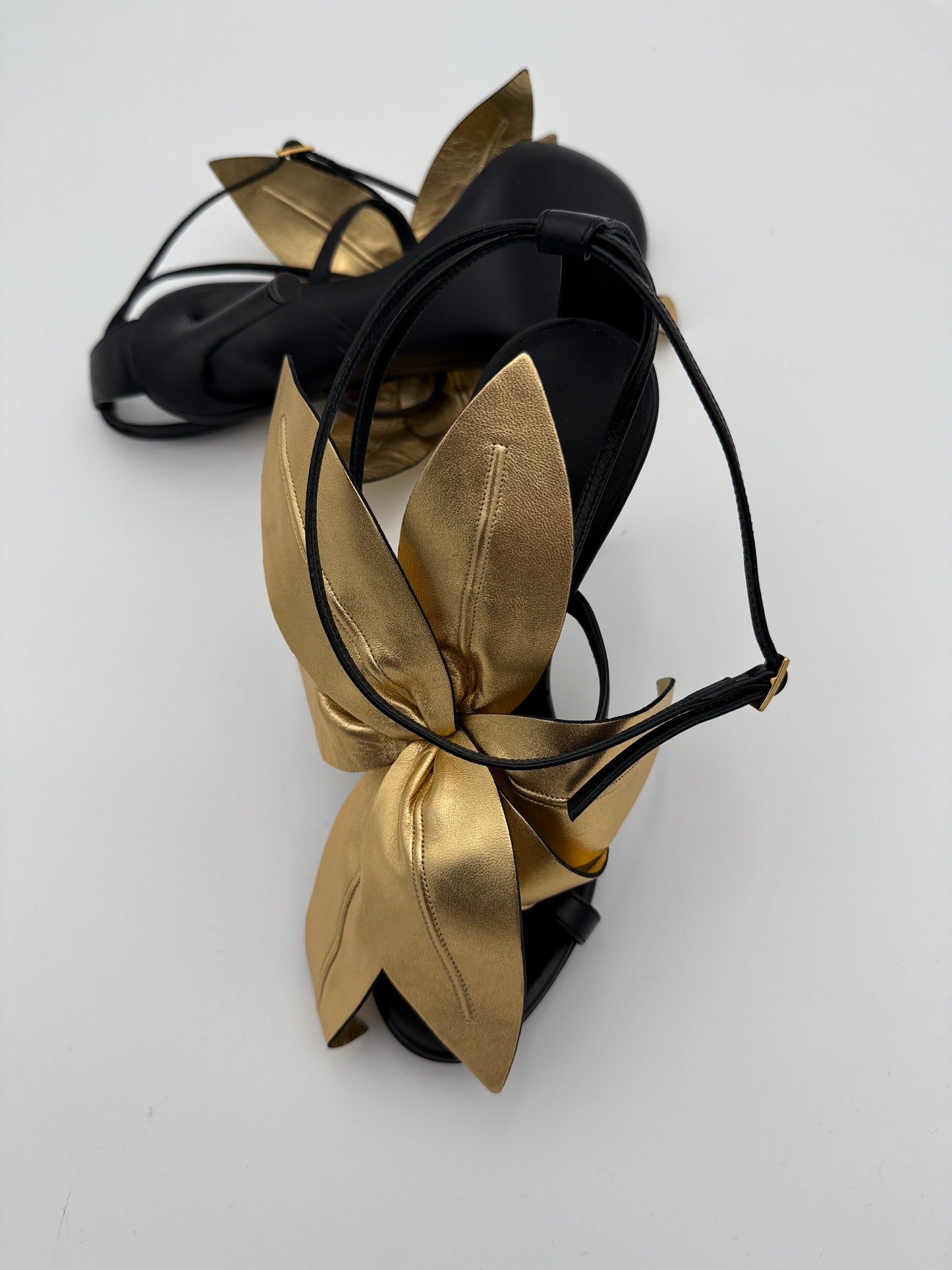 Giuseppe Zanetti Sandali Fiore oro Giuseppe Zanotti