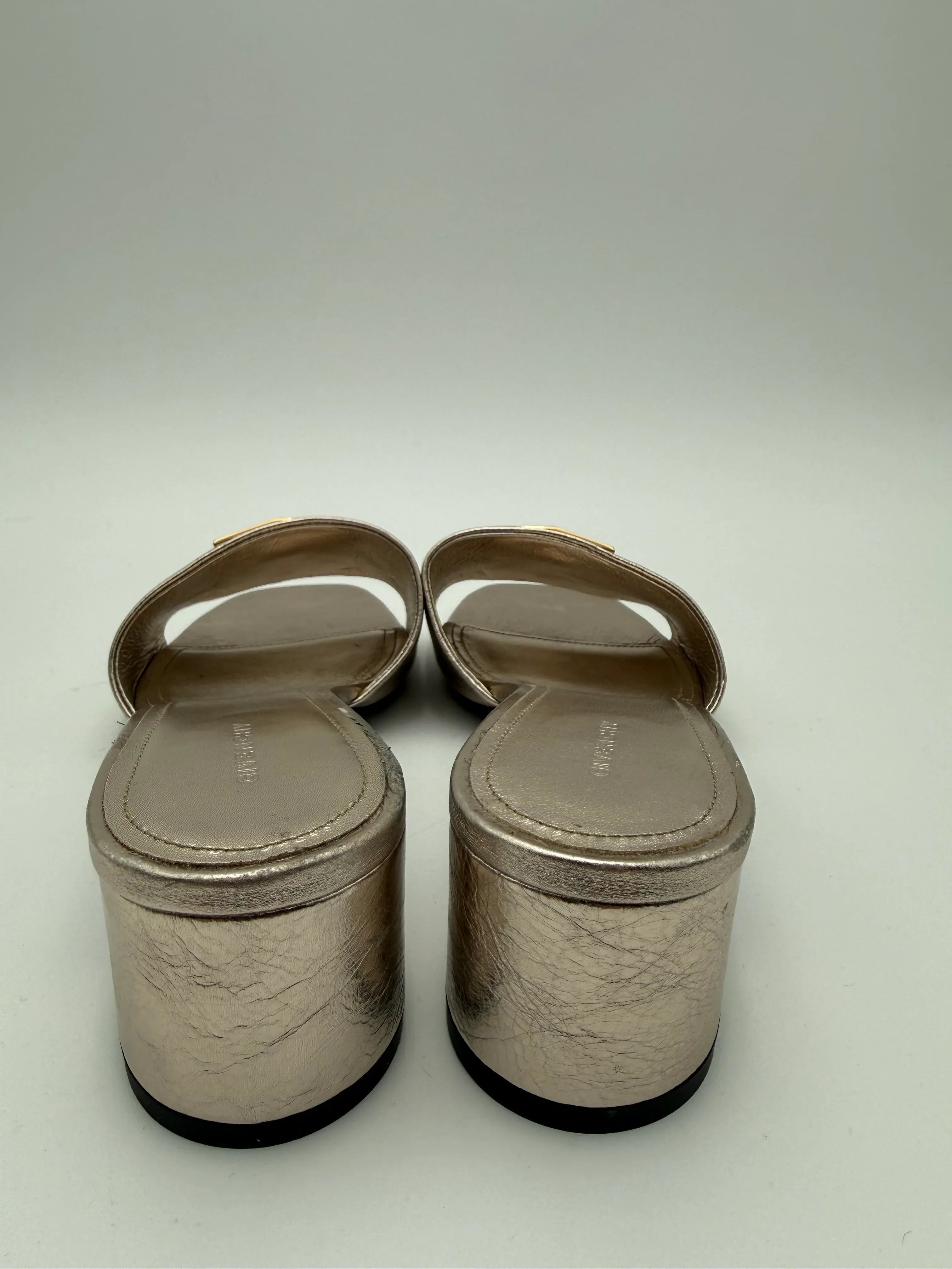 Givenchy Mules 4G in Pelle di Vitello Laminata Oro - Mercatino di Ninni