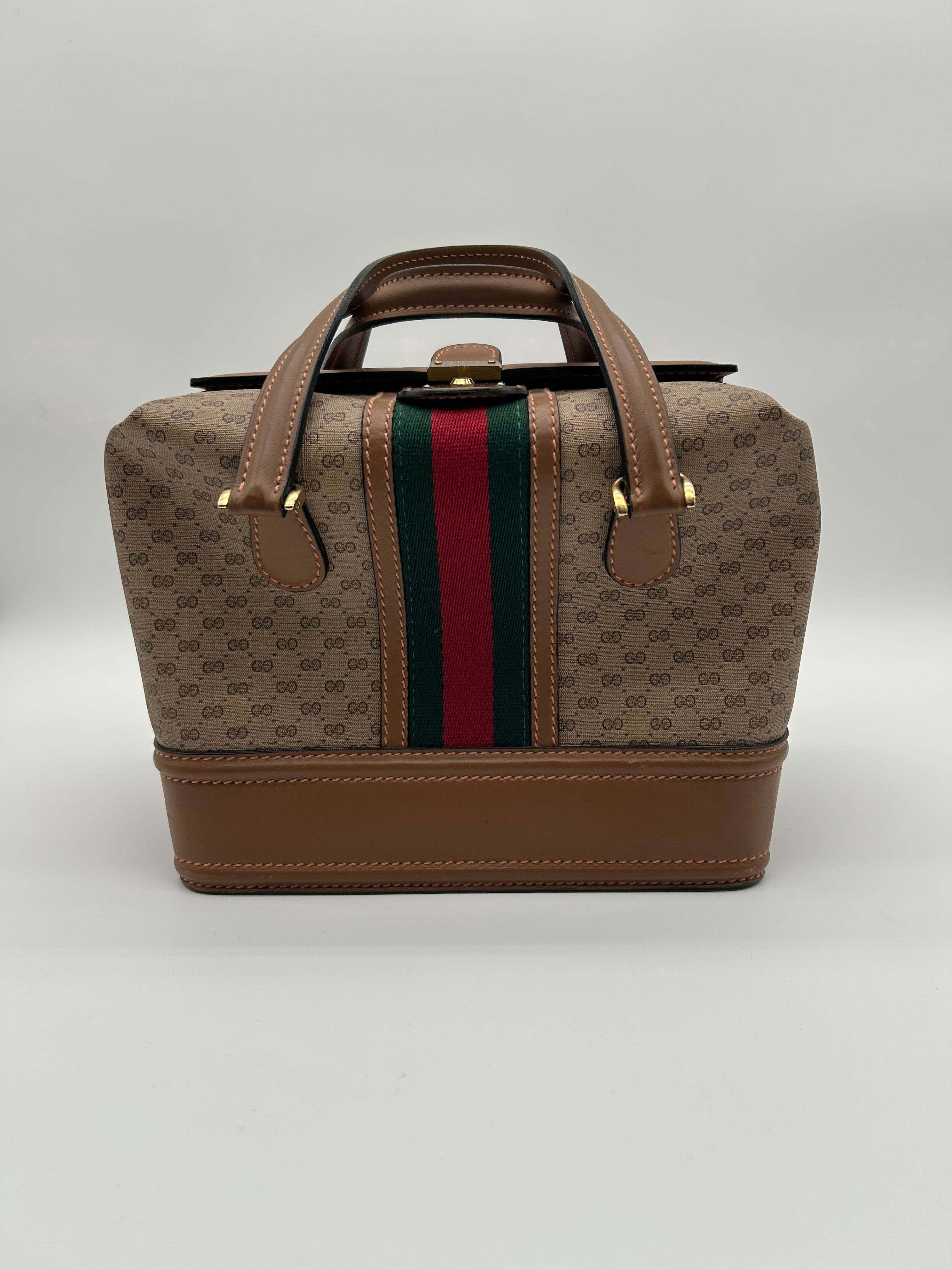 Gucci Beauty Case Vintage in Pelle e Tela Marrone Gucci