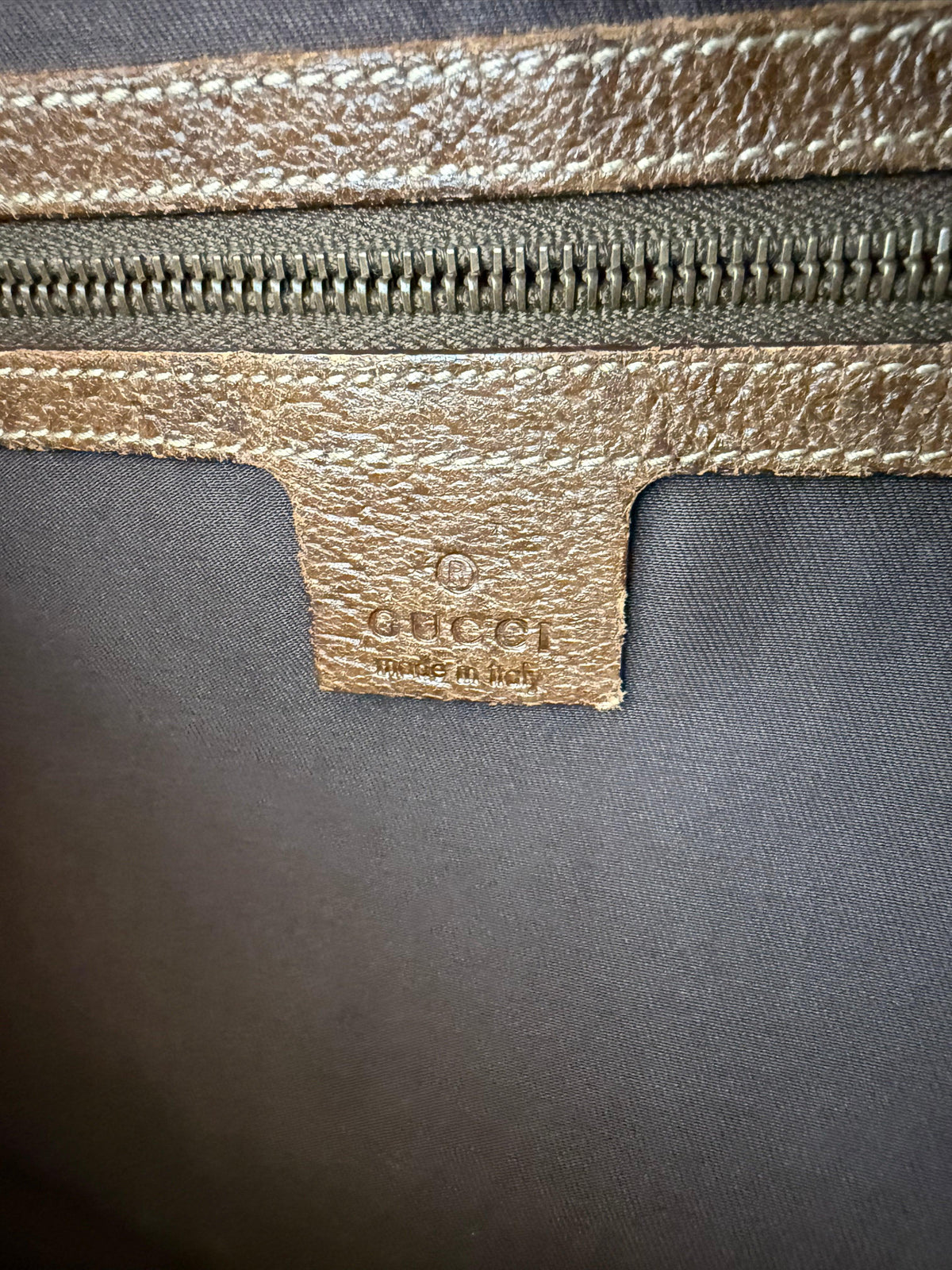 Gucci Borsa Pelham Vintage in Tela GG Monogram Marrone - Mercatino di Ninni