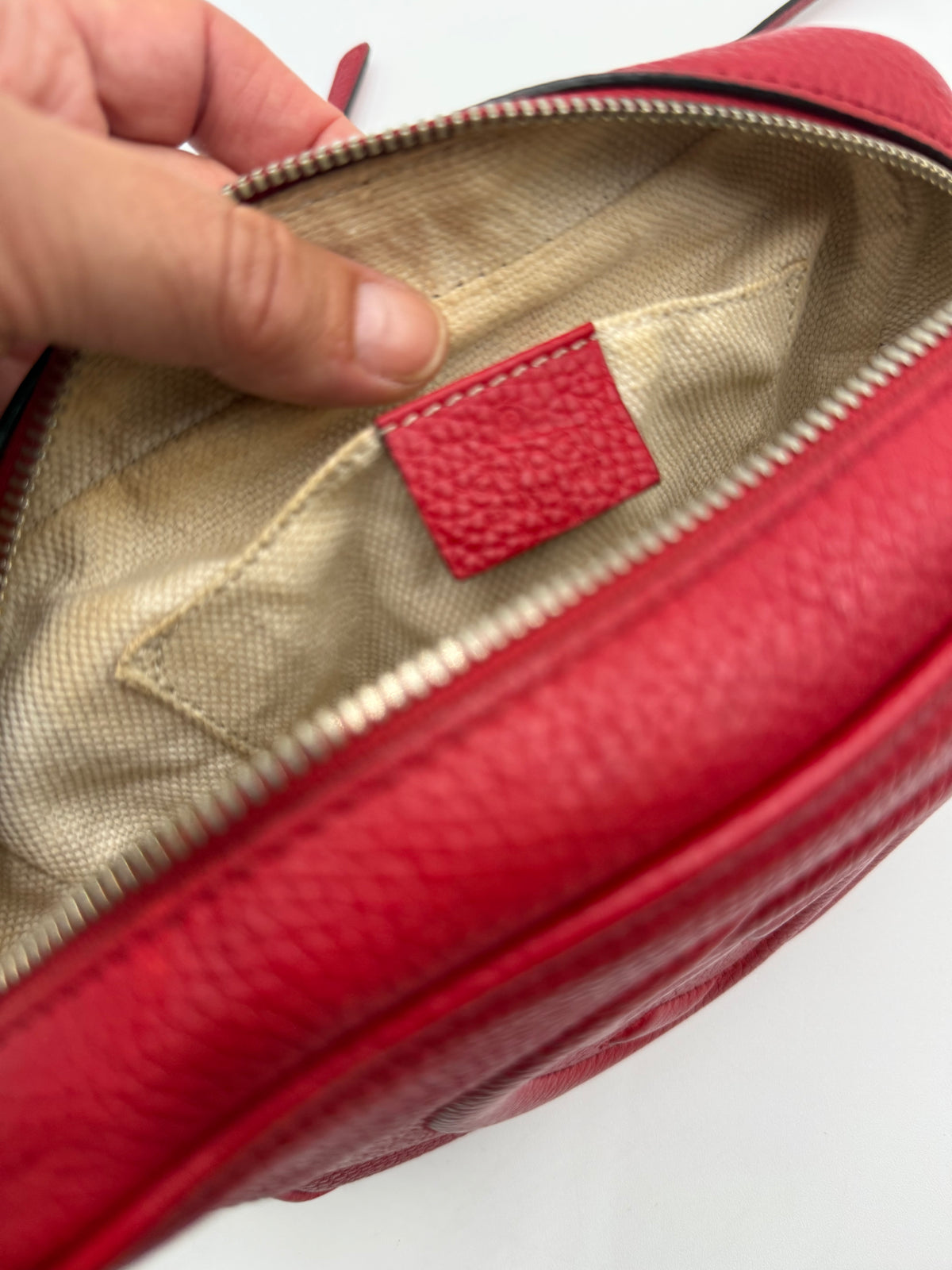 Gucci Borsa a Tracolla Soho Disco in Pelle Martellata Rossa - Mercatino di Ninni