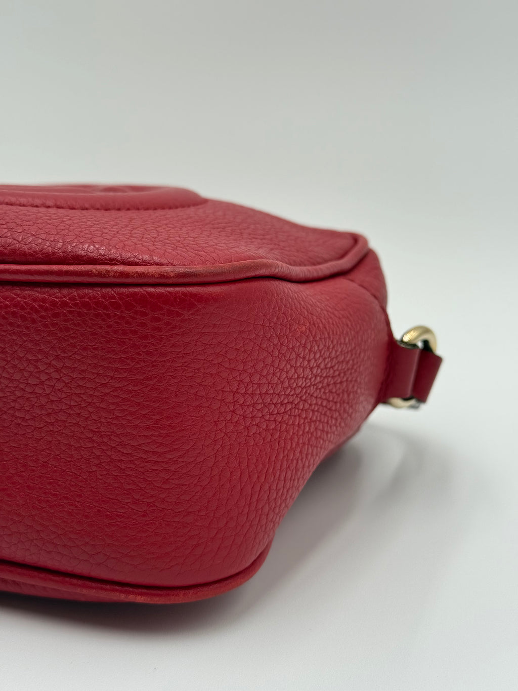 Gucci Borsa a Tracolla Soho Disco in Pelle Martellata Rossa - Mercatino di Ninni