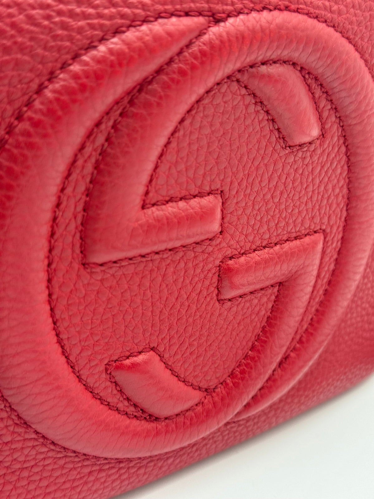 Gucci Borsa a Tracolla Soho Disco in Pelle Martellata Rossa - Mercatino di Ninni