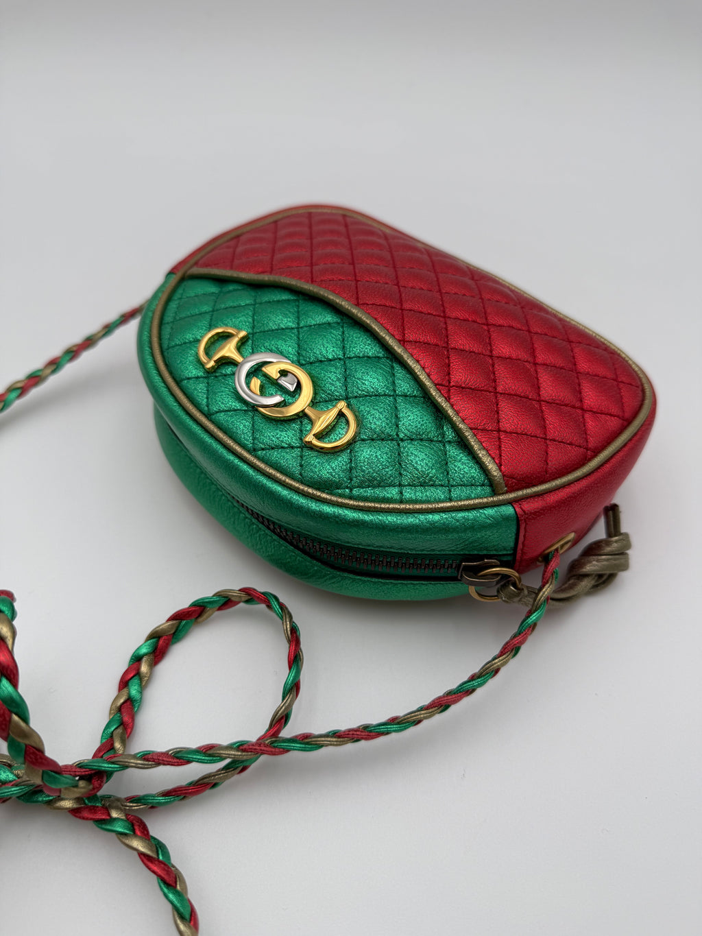 Gucci Borsa a Tracolla in Pelle Laminata e Trapuntata Mini Cruise 2019 Rossa - Mercatino di Ninni