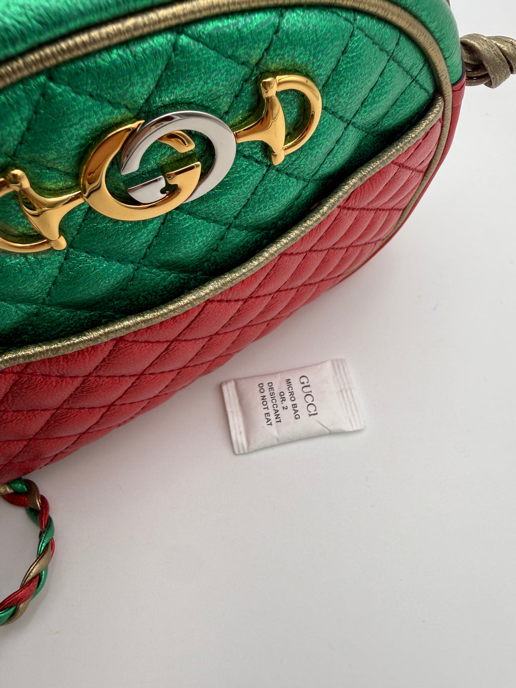 Gucci Borsa a Tracolla in Pelle Laminata e Trapuntata Mini Cruise 2019 Rossa - Mercatino di Ninni