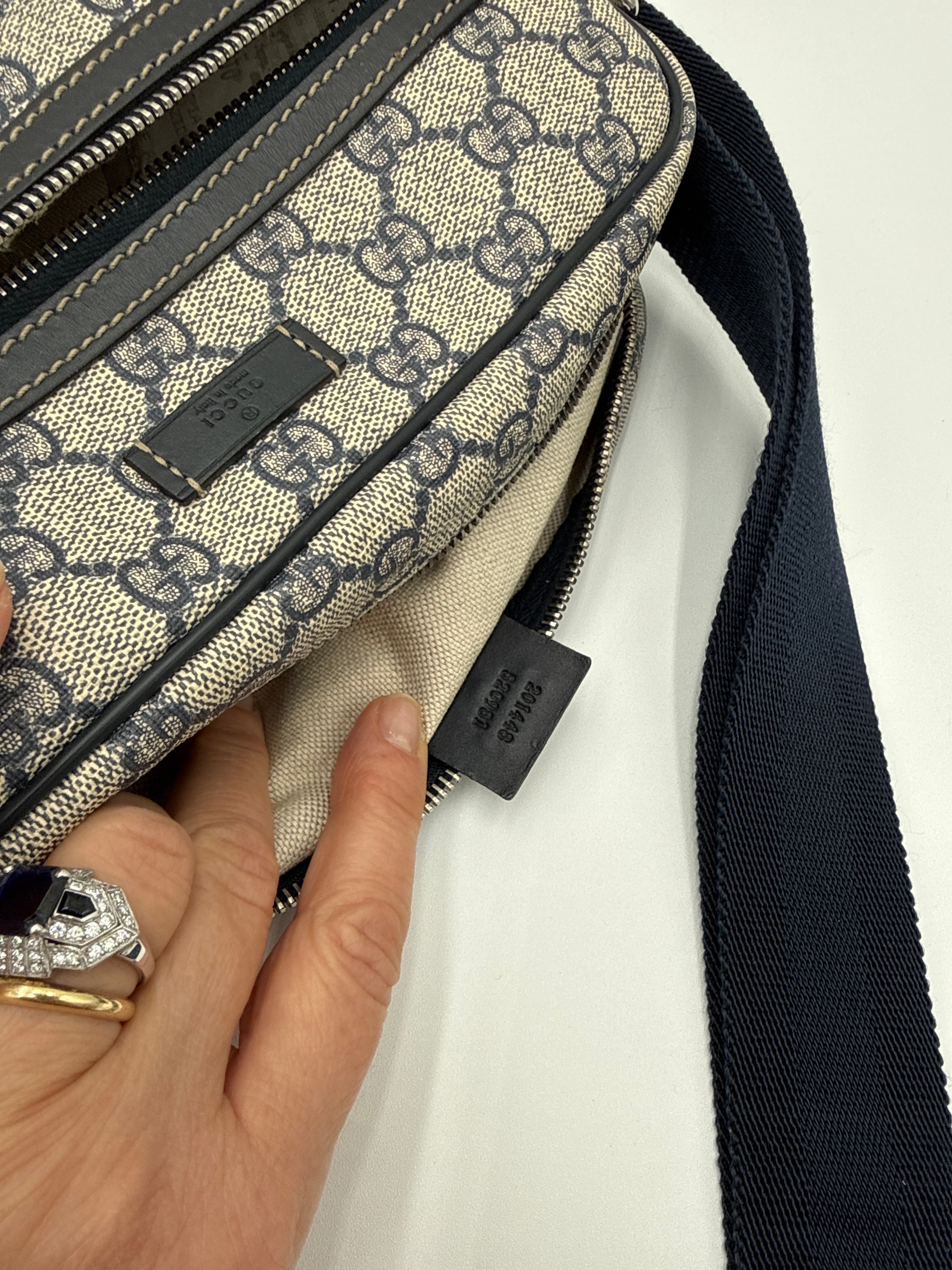 Gucci Borsello GG Supreme Uomo Gucci