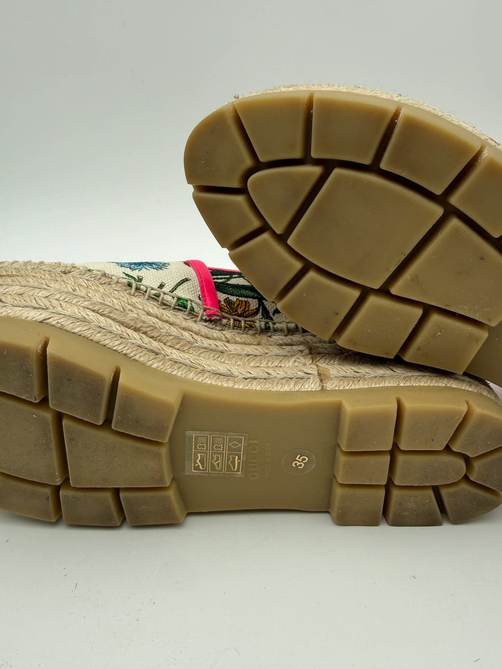 B0110281-3A7A-489D-A05C-CC7CF0082771 - Mercatino di Ninni