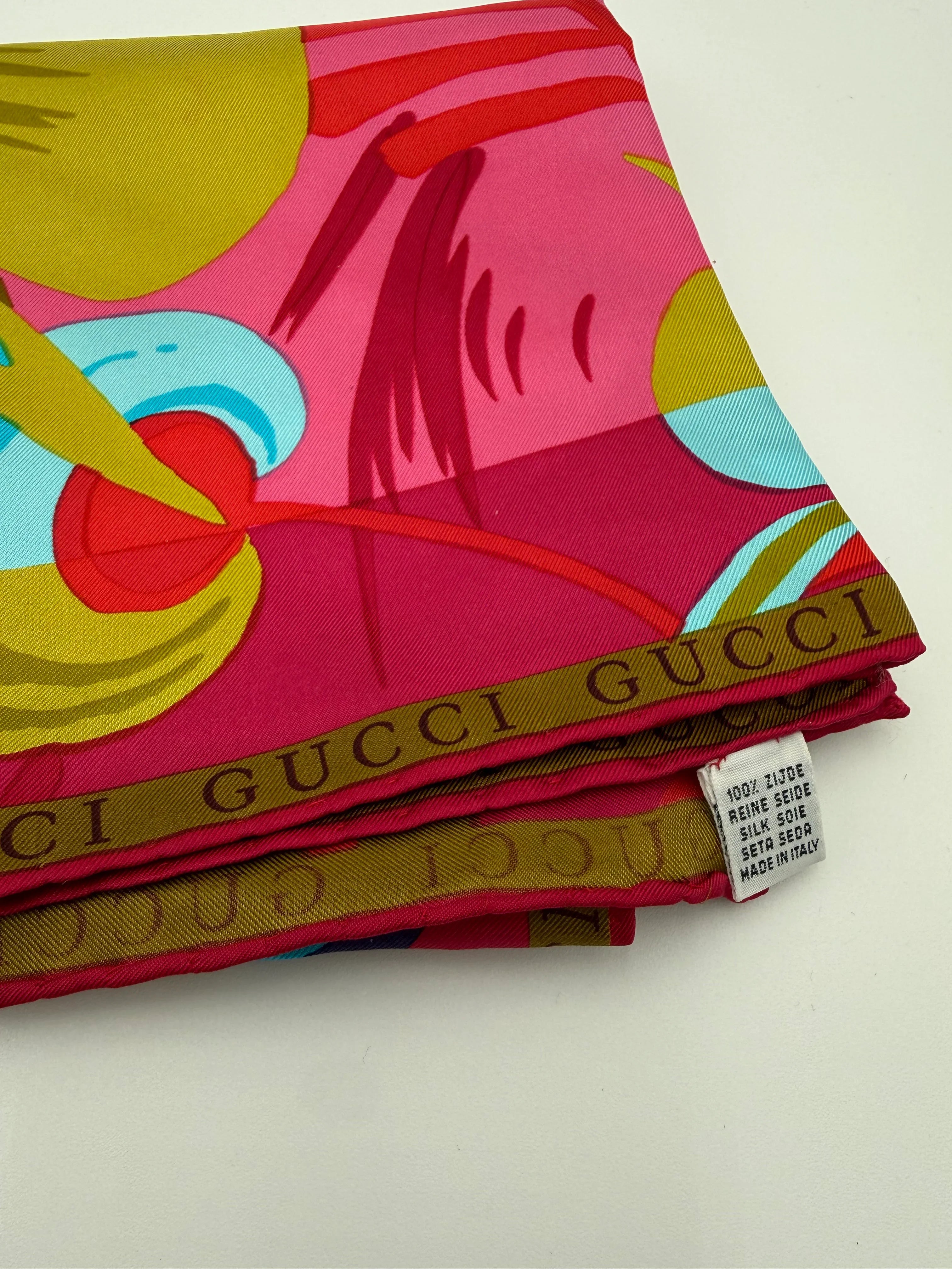 Gucci Foulard in Seta Floreale 1999 Tom Ford Rosa - Mercatino di Ninni