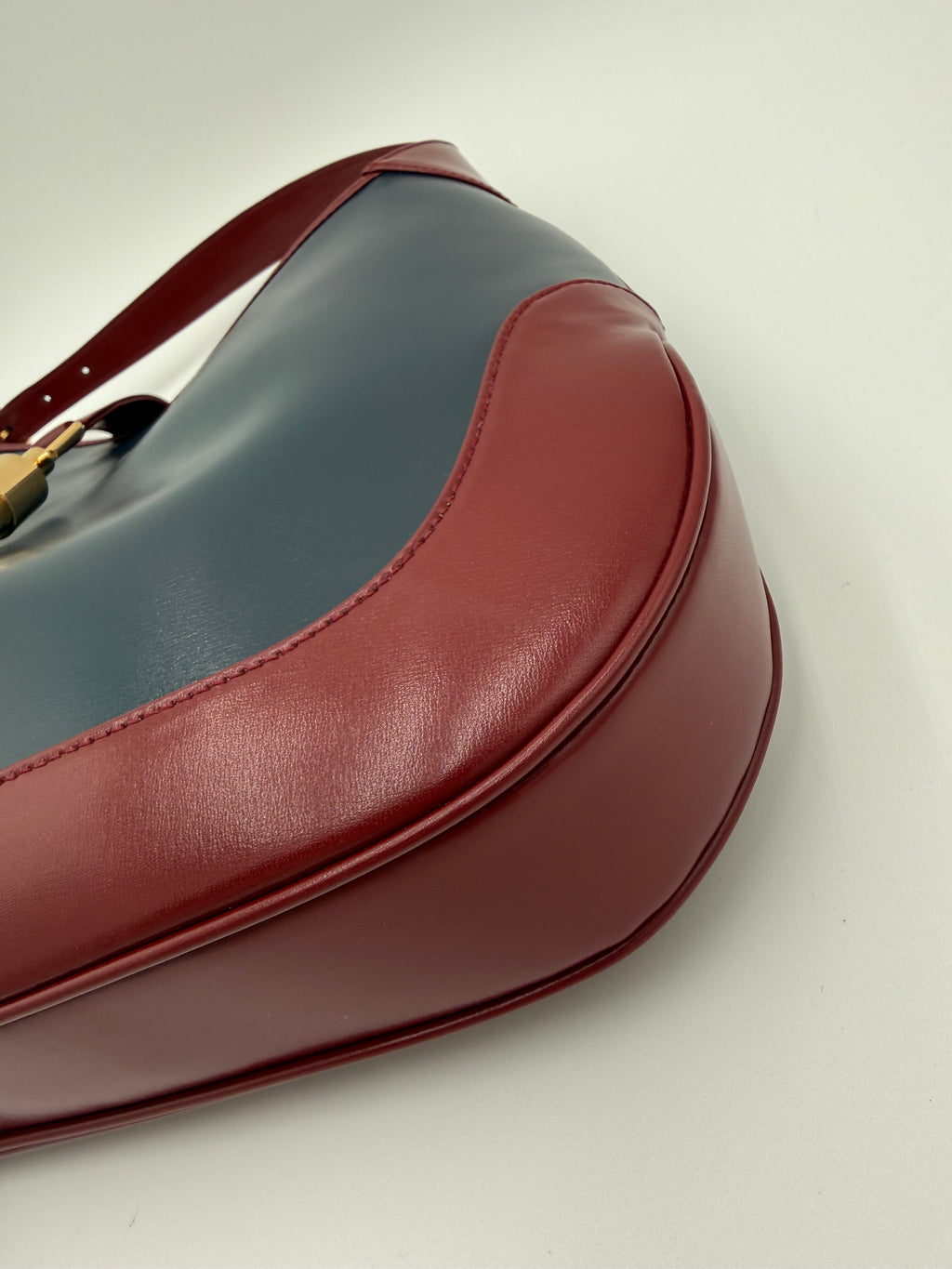 Gucci Jackie 1961 Collezione in Pelle Blu e Bordeaux - Mercatino di Ninni