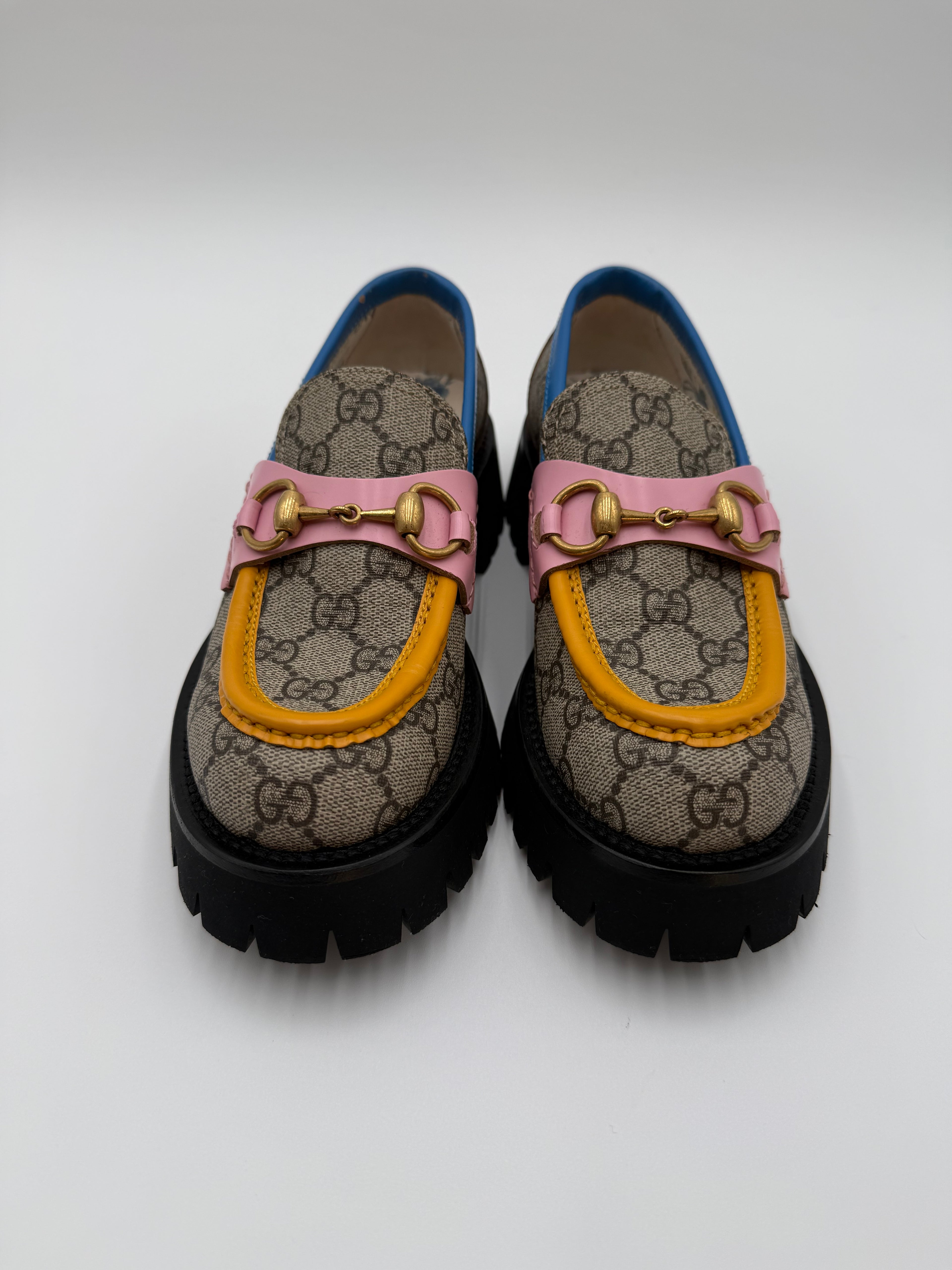 Gucci GG Supreme Loafers