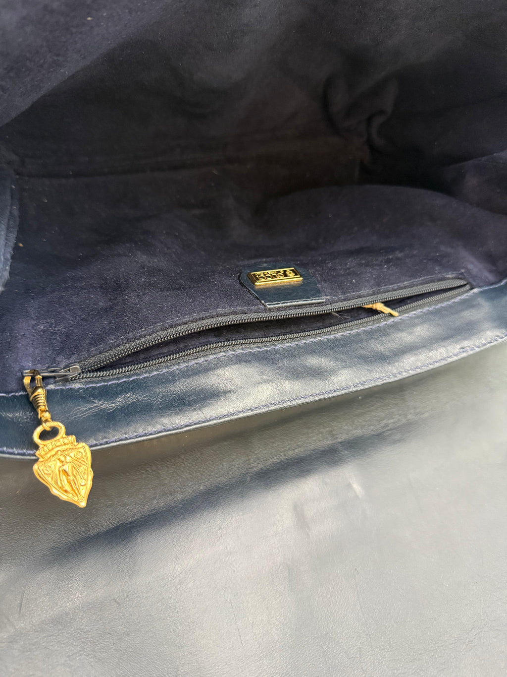 Gucci Pochette Vintage in Pelle Goffrata Flora Blu Navy