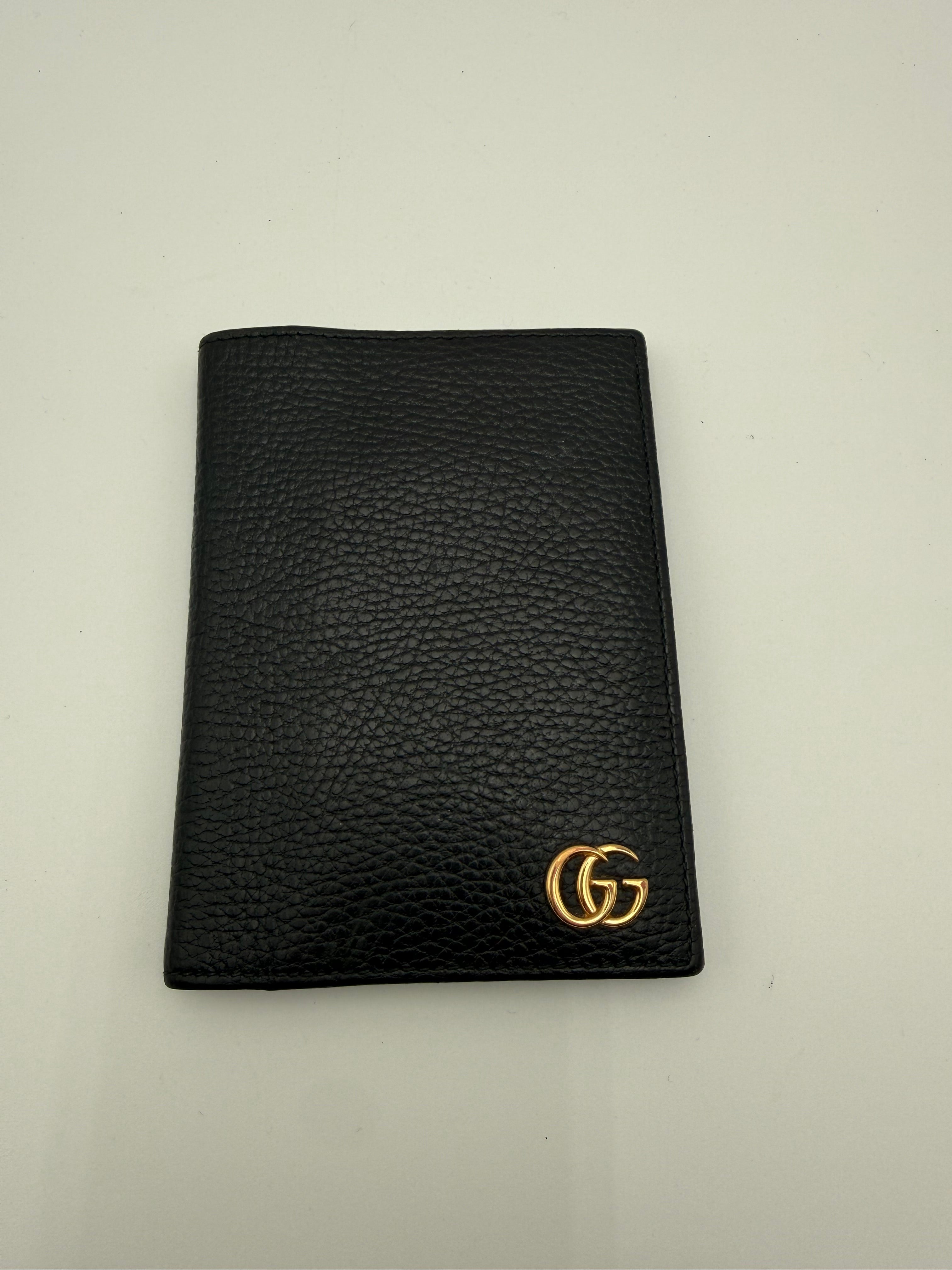 Gucci Portadocumenti GG Mormont in Pelle di Vitello Nero - Mercatino di Ninni