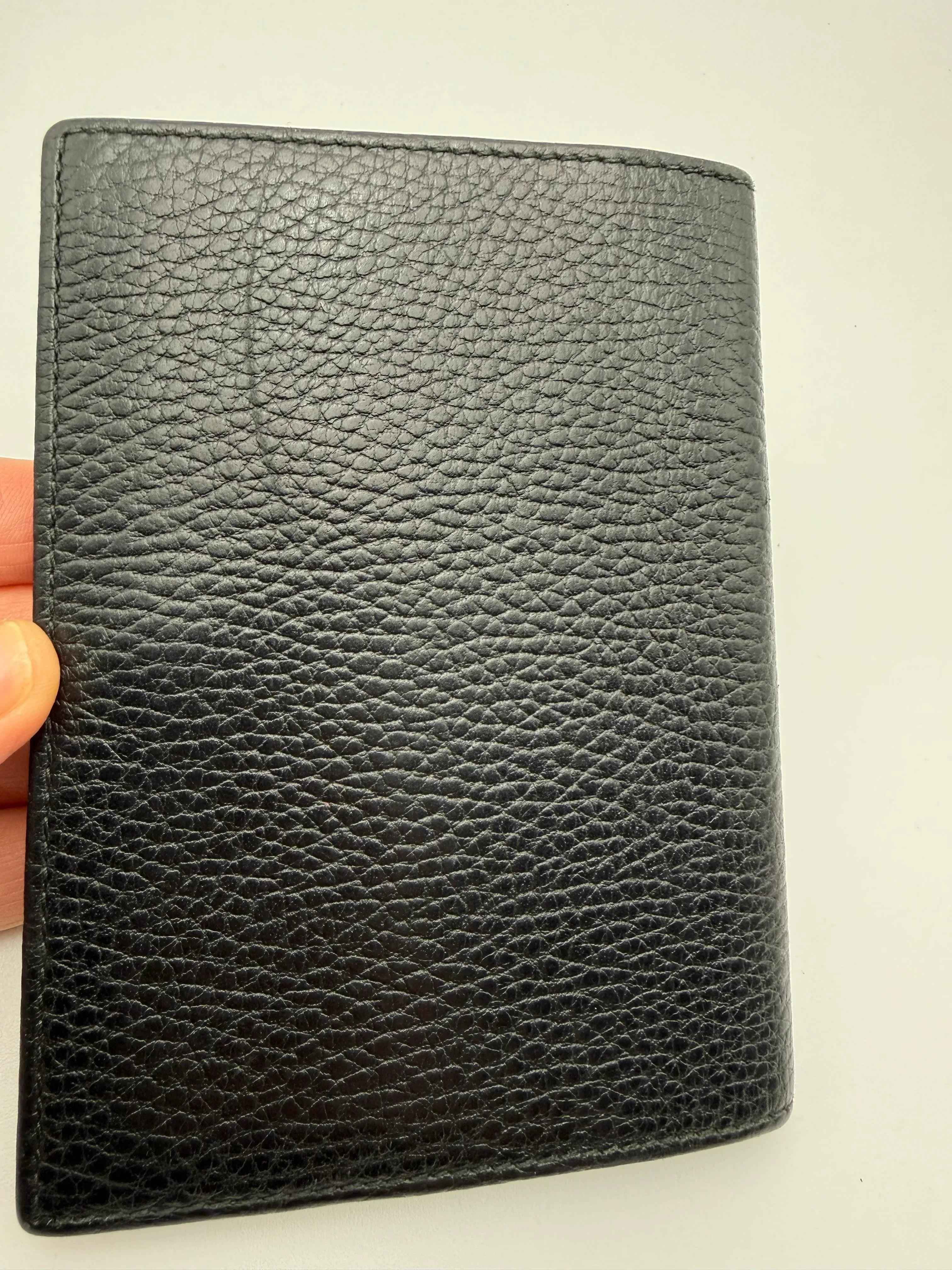 Gucci Portadocumenti GG Mormont in Pelle di Vitello Nero