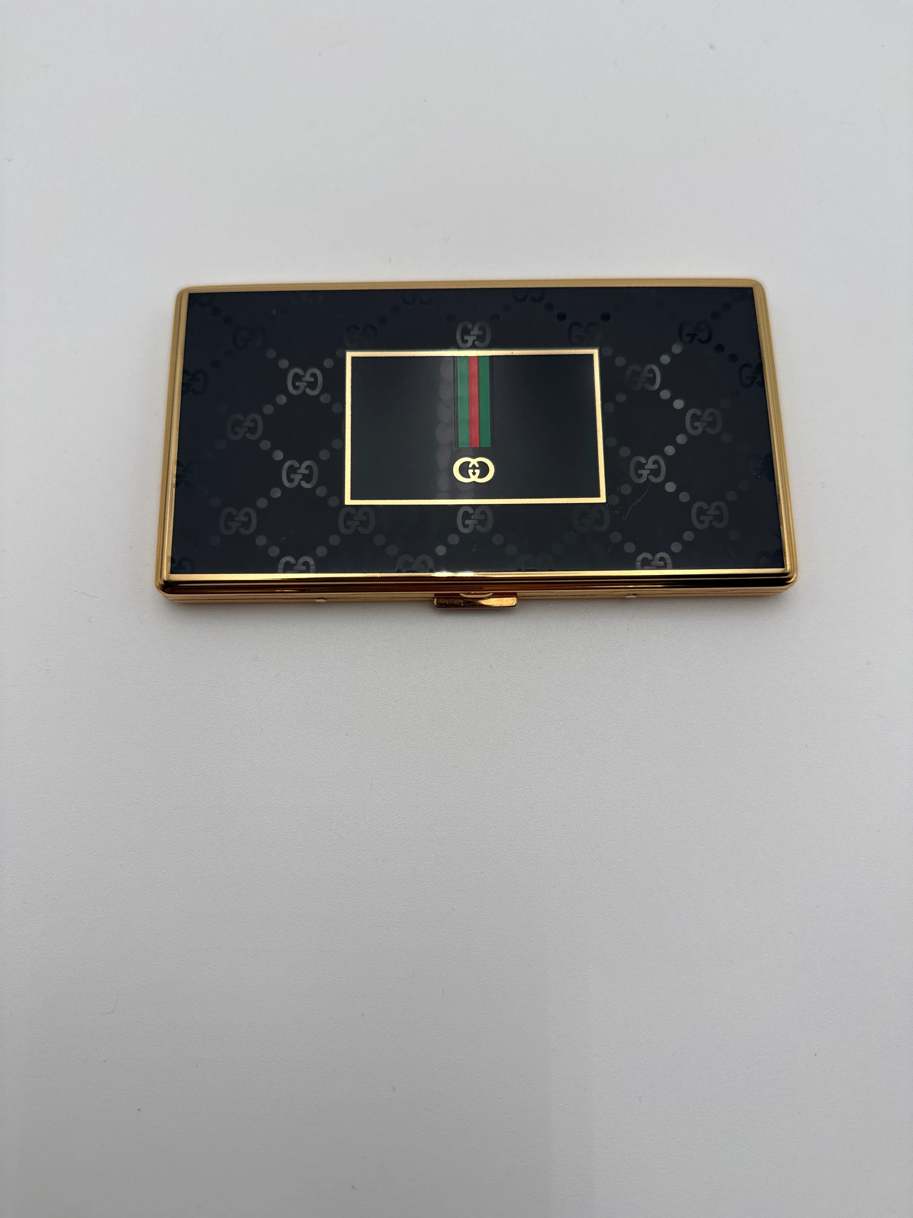 Gucci Portasigarette Vintage in Metallo Dorato - Mercatino di Ninni