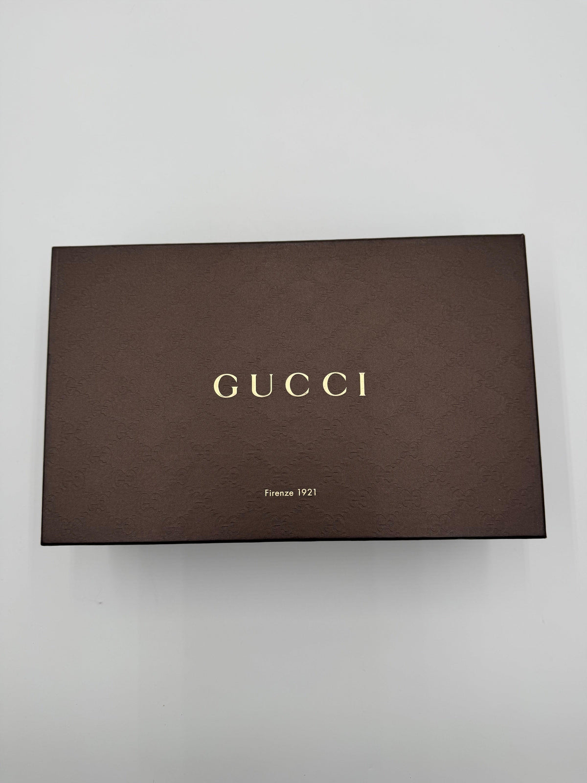 Gucci Sandali Cage Vintage by Frida Giannini in Vernice Bordeaux - Mercatino di Ninni