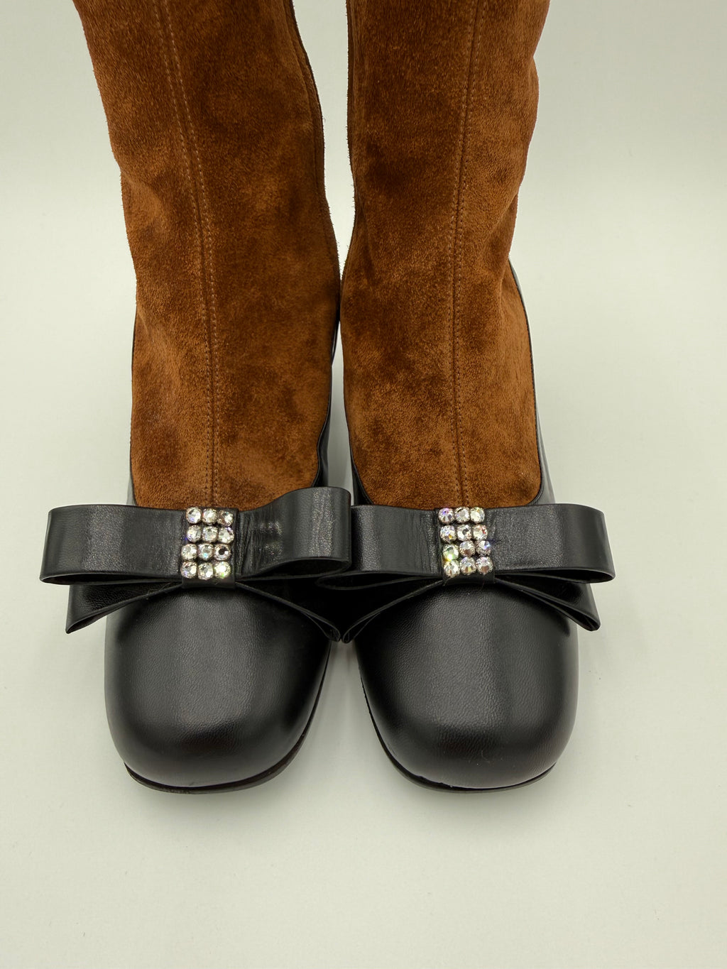 Gucci Stivali Camoscio e Pelle Marroni - Mercatino di Ninni