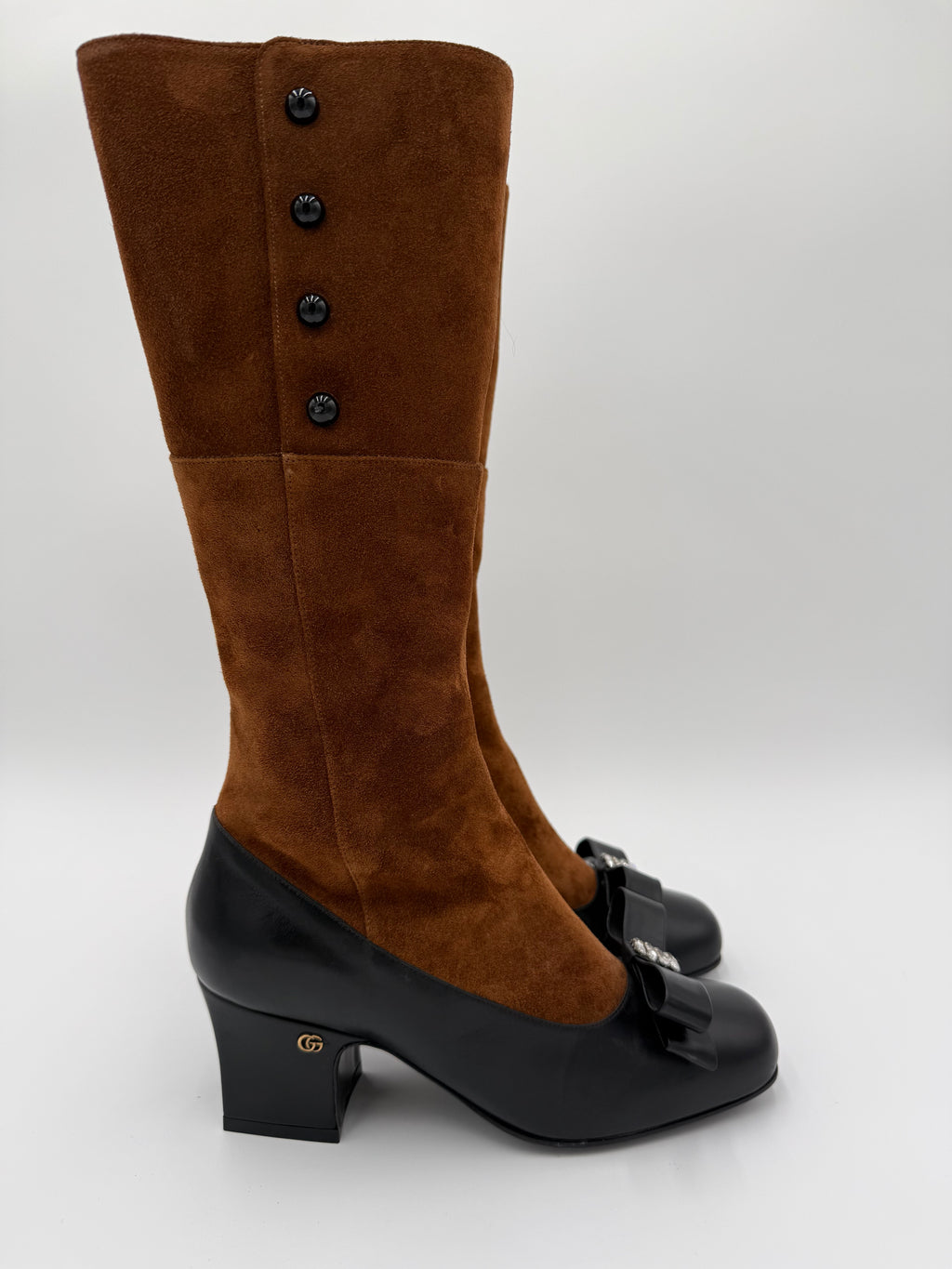 Gucci Stivali Camoscio e Pelle Marroni - Mercatino di Ninni